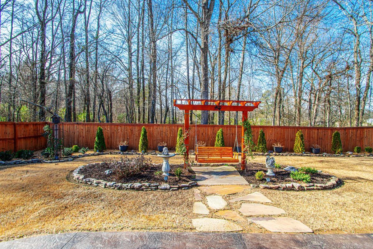 OLDE SALEM TOWNSHIP - Residential