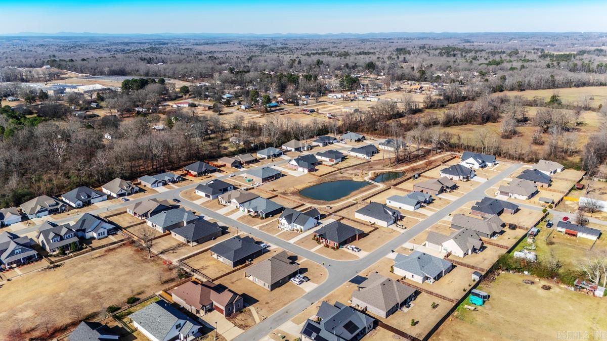 OLDE SALEM TOWNSHIP - Residential