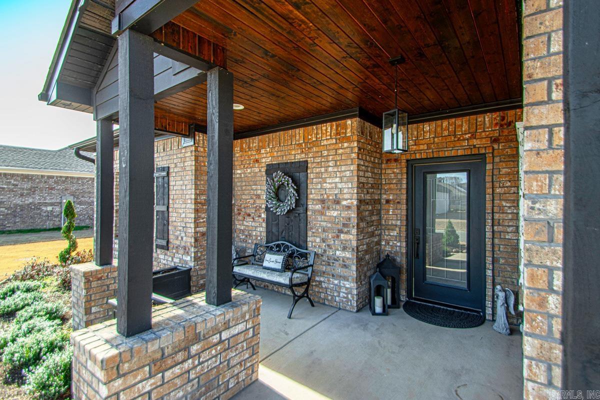 OLDE SALEM TOWNSHIP - Residential