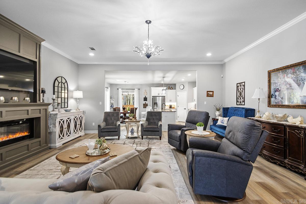 OLDE SALEM TOWNSHIP - Residential