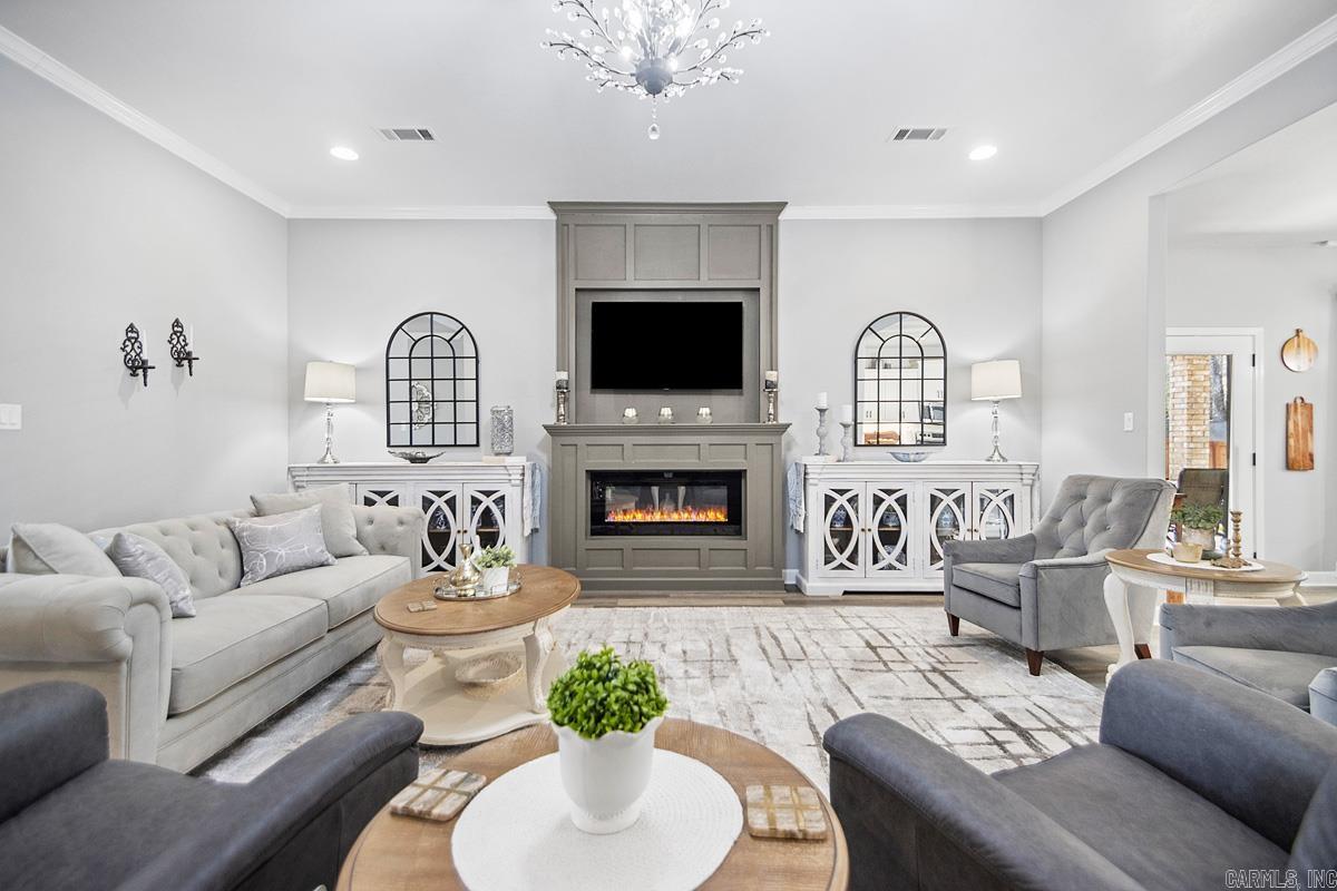 OLDE SALEM TOWNSHIP - Residential