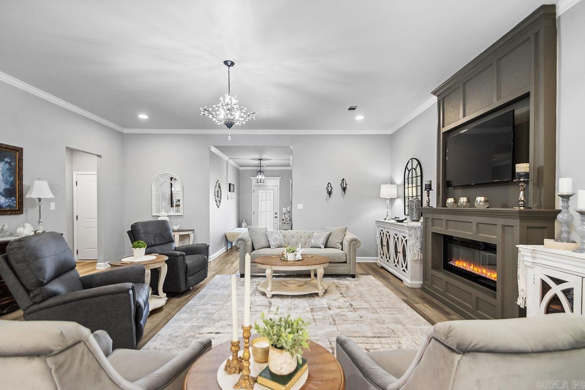 OLDE SALEM TOWNSHIP - Residential