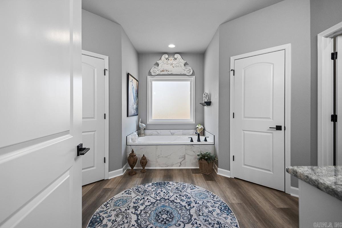 OLDE SALEM TOWNSHIP - Residential