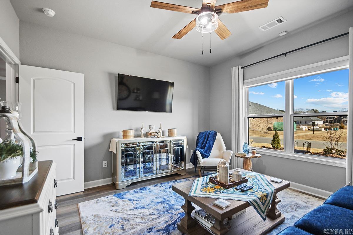 OLDE SALEM TOWNSHIP - Residential