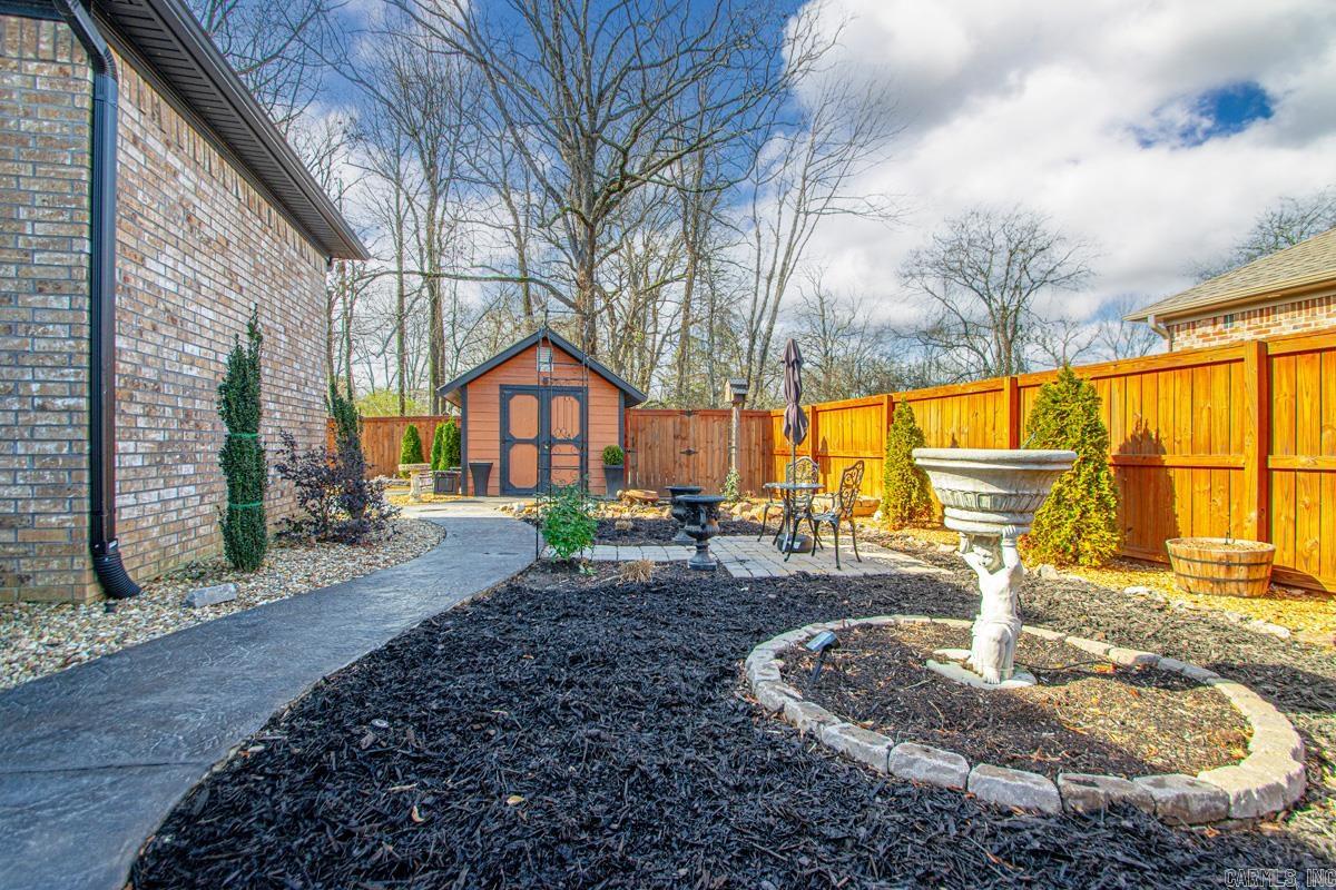 OLDE SALEM TOWNSHIP - Residential