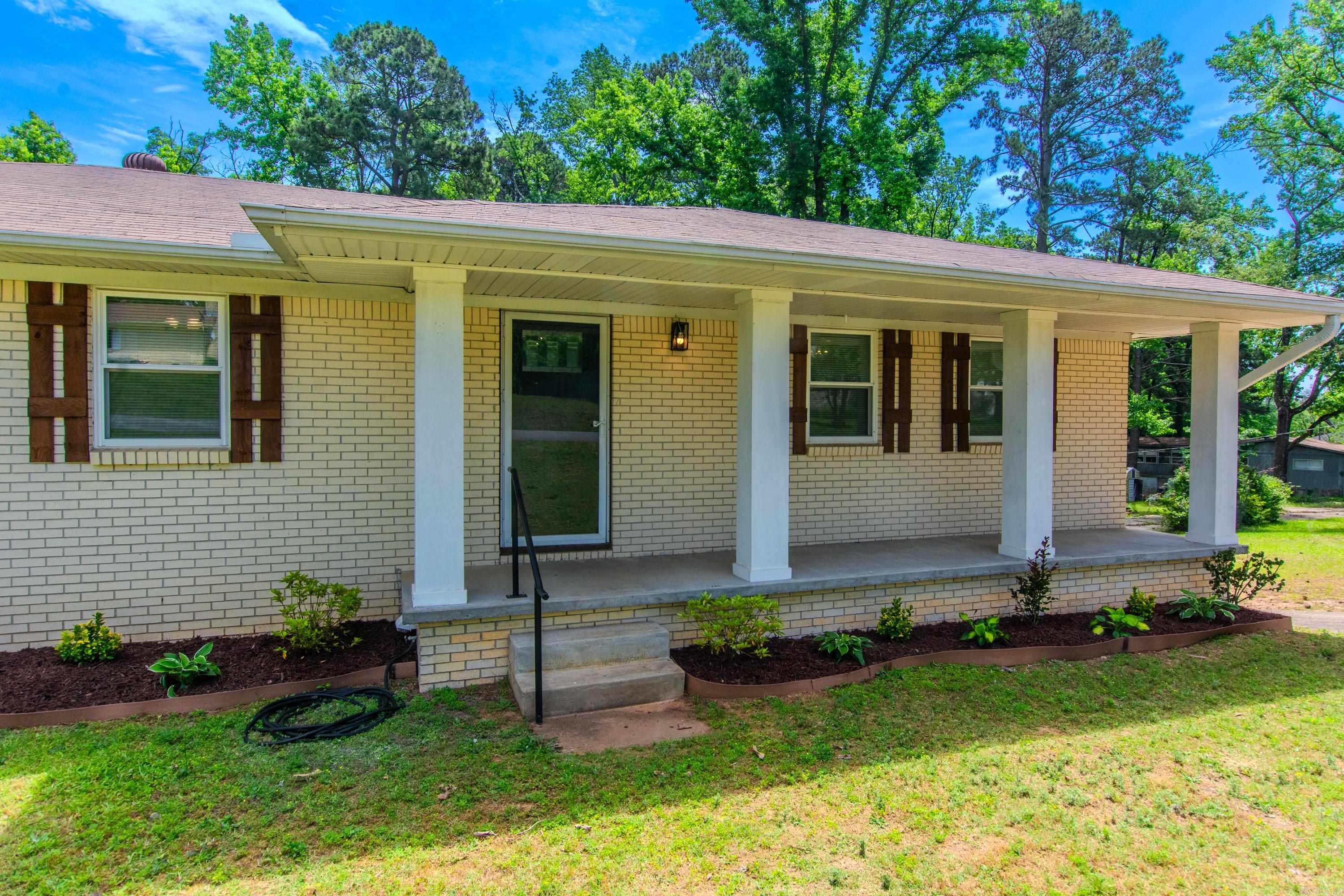 MCNEIL - Residential