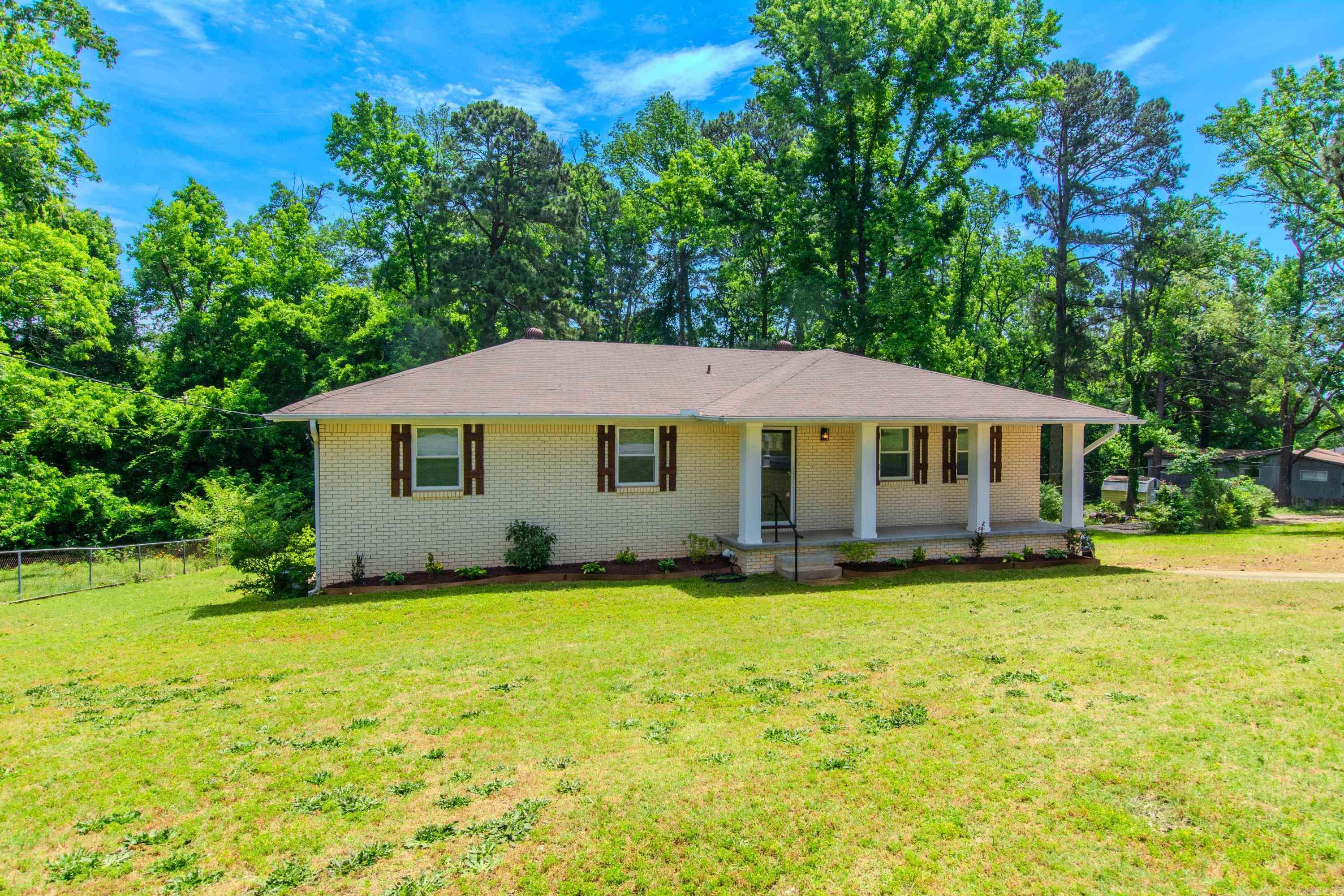 MCNEIL - Residential