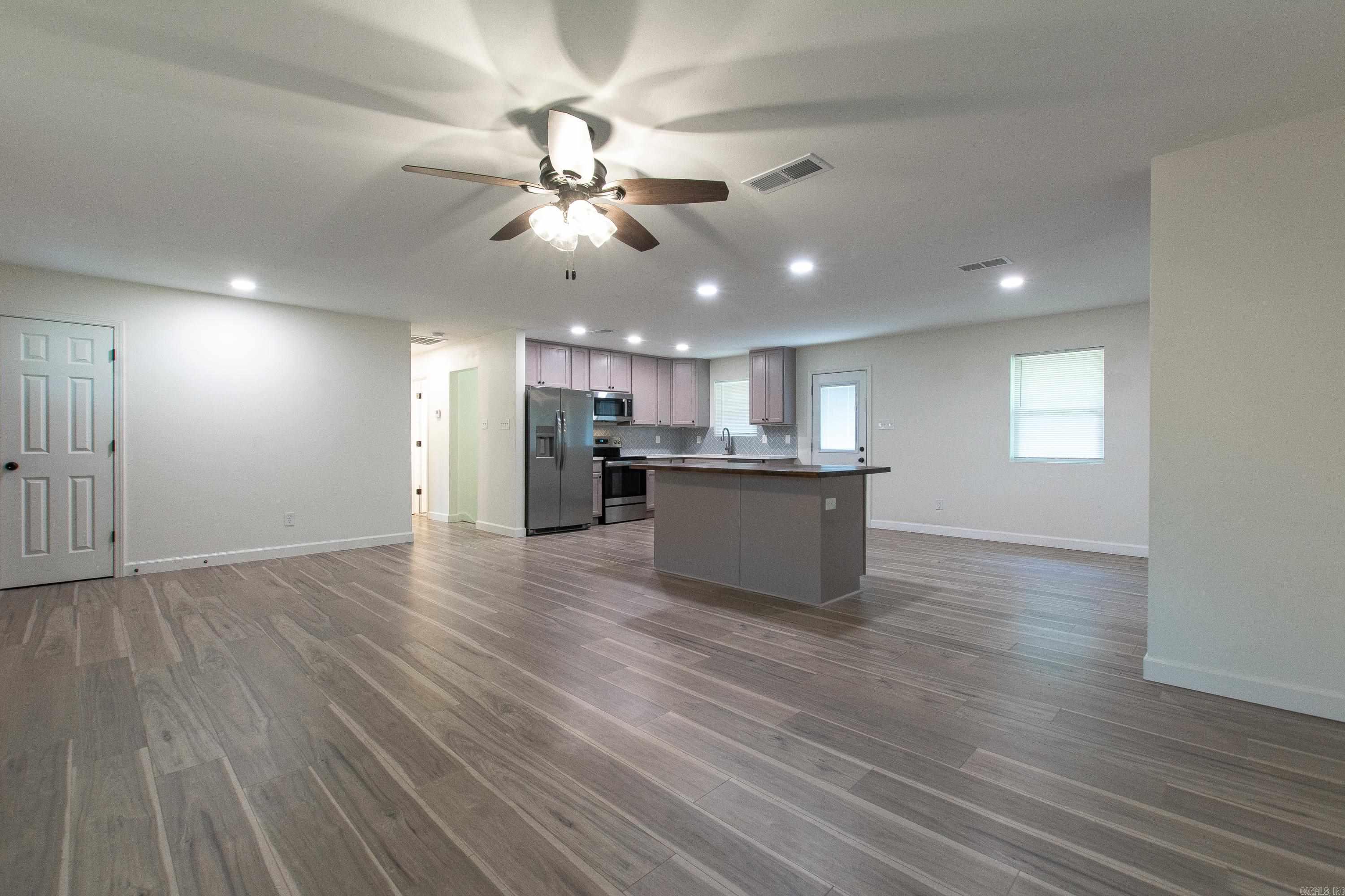 MCNEIL - Residential