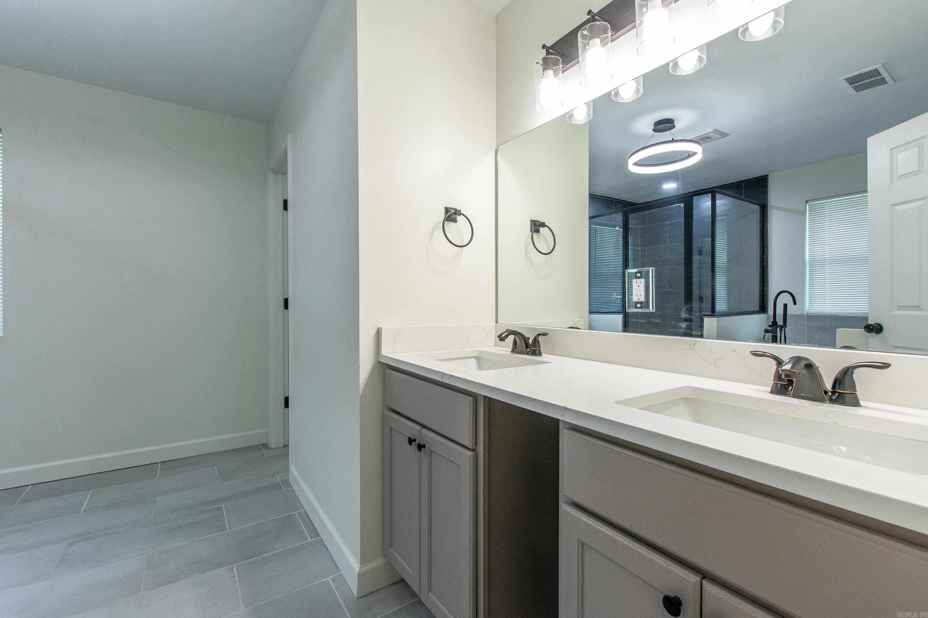 MCNEIL - Residential