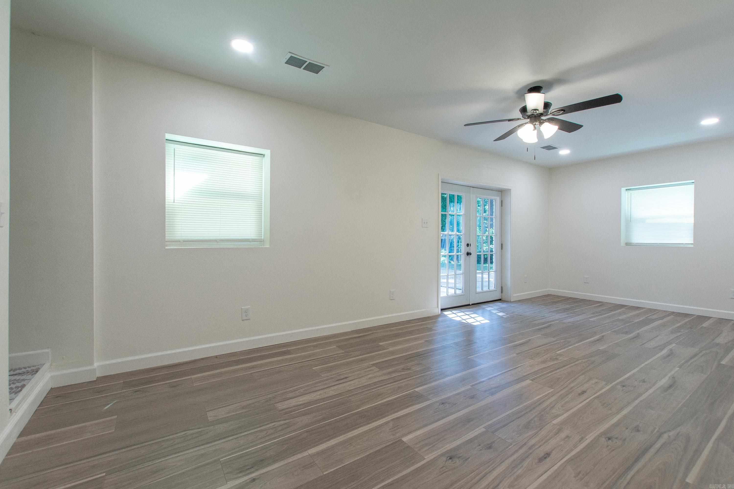 MCNEIL - Residential