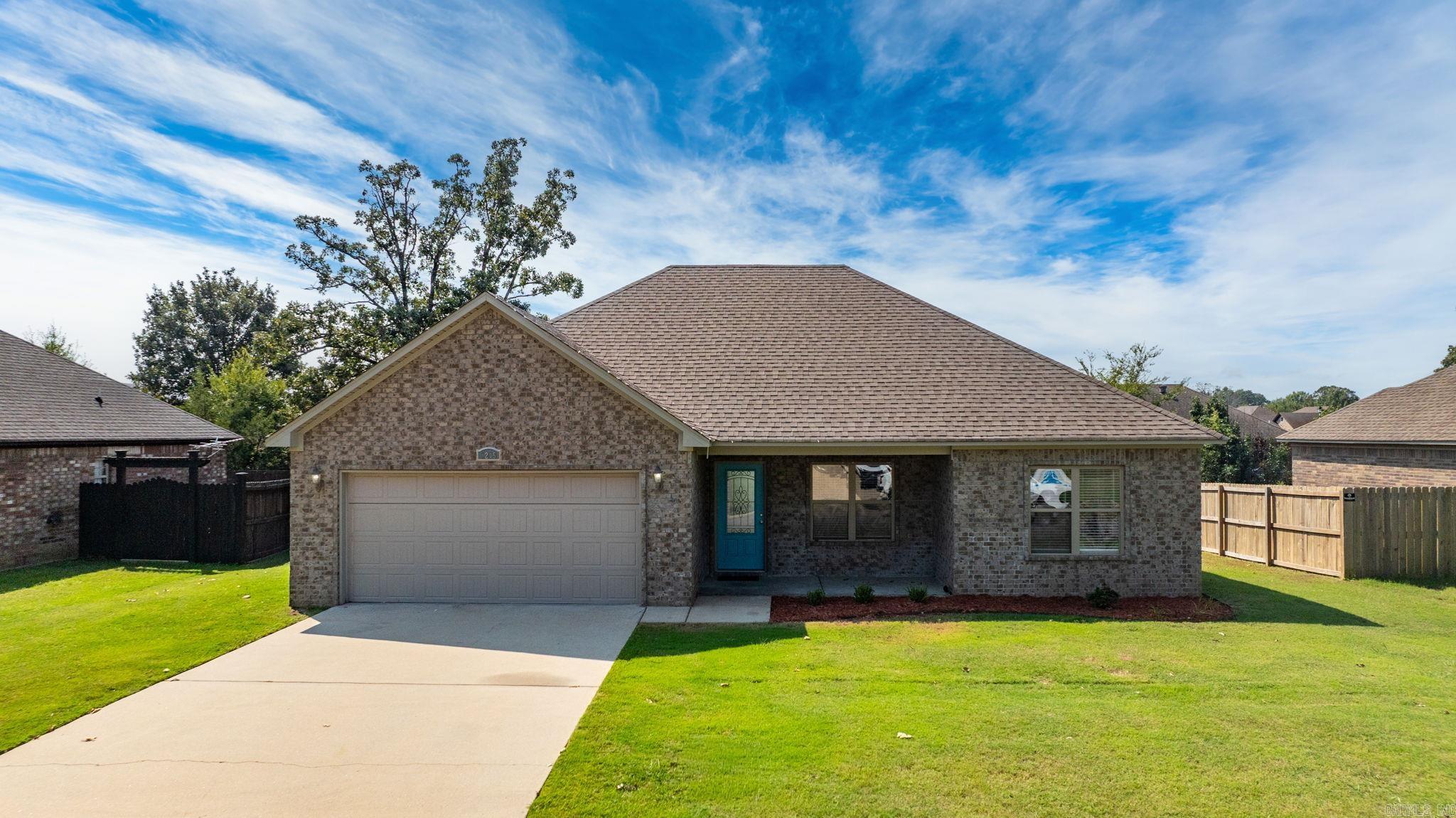 This house is move in ready with new flooring and freshly painted. Located in a quiet neighborhood near Theodore Jones Elementary and close to everything. The guest bedrooms are separate from the primary bedroom. The kitchen and living room are open to each other. New countertops in the kitchen.