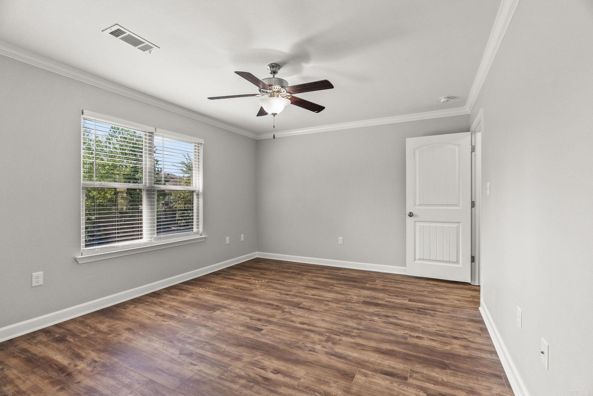 MAKENNA COVE - Residential