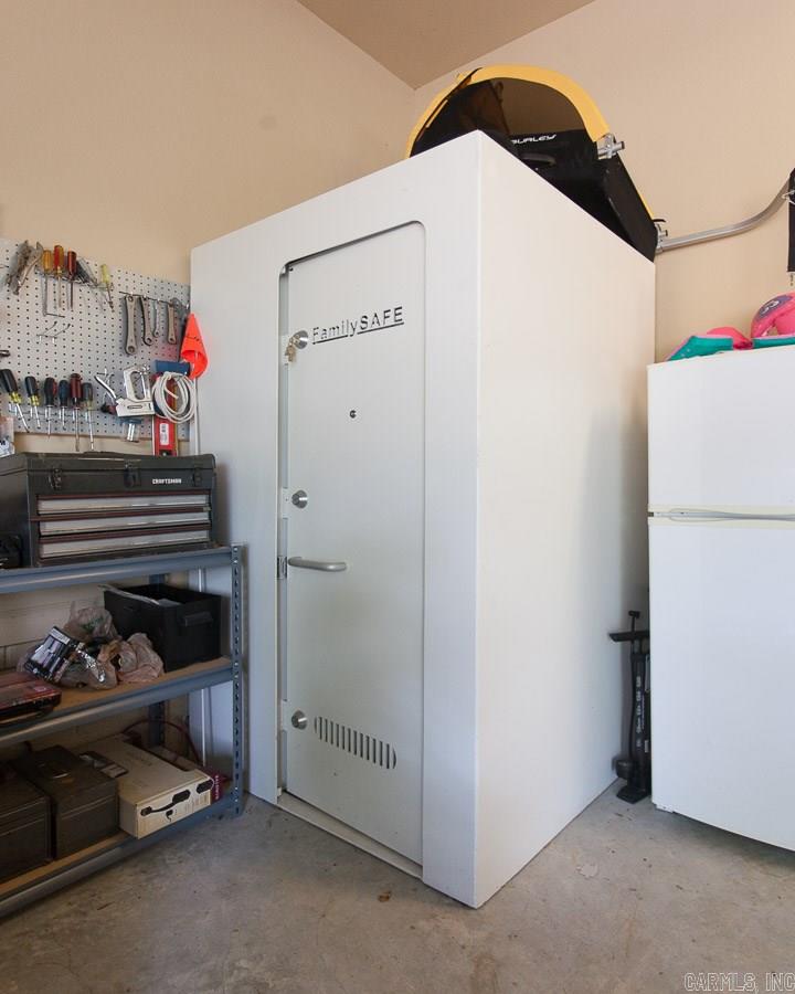 THE VILLAGES OF WELLINGTON - Residential