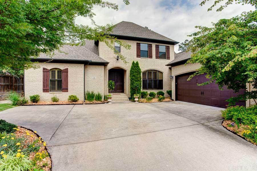 THE VILLAGES OF WELLINGTON - Residential