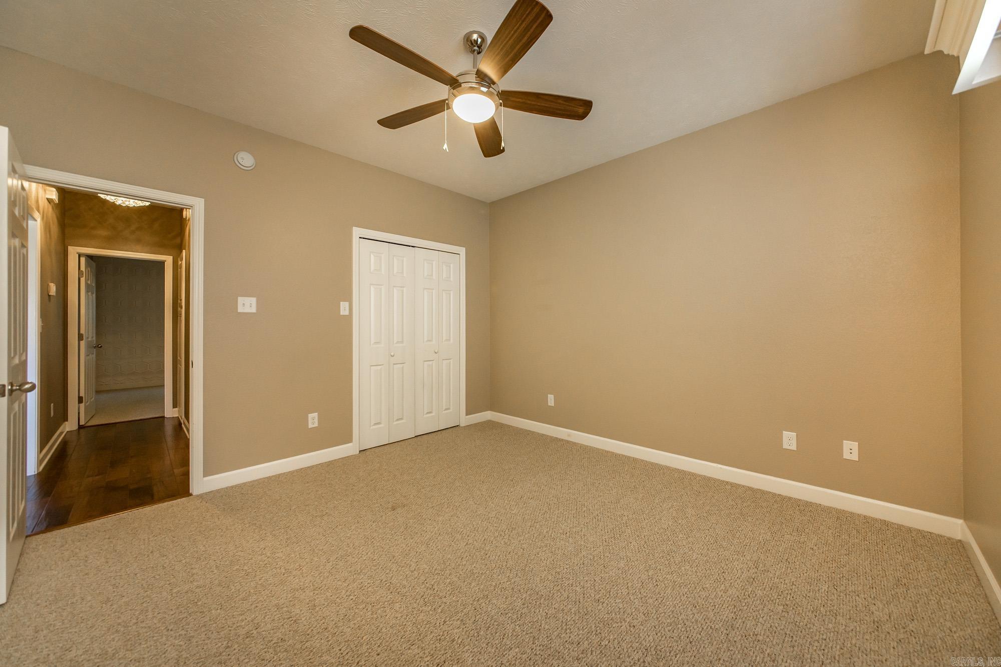 SHADOW CREEK - Residential