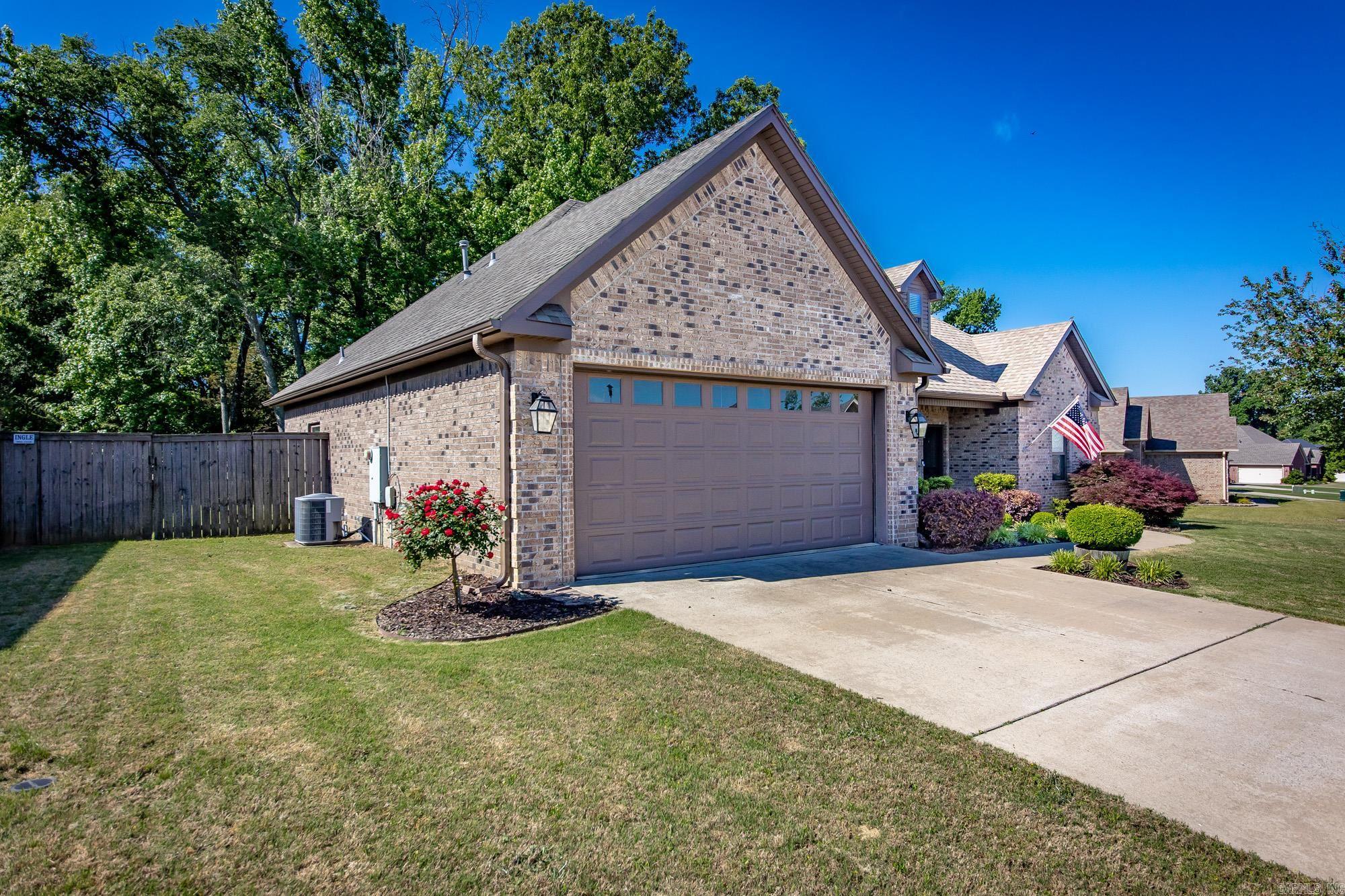 SHADOW CREEK - Residential
