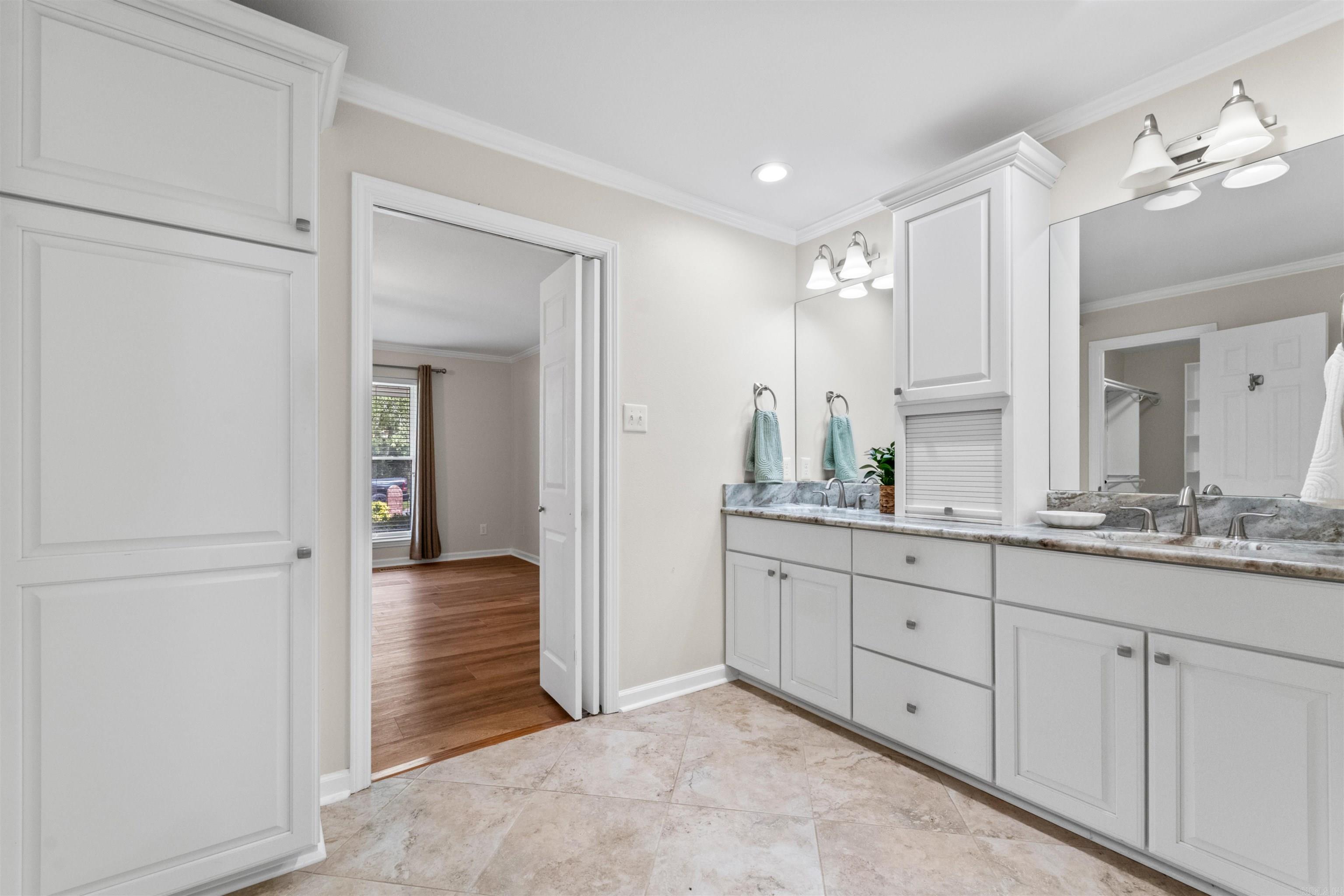 WINDSOR VALLEY ADDN - Residential
