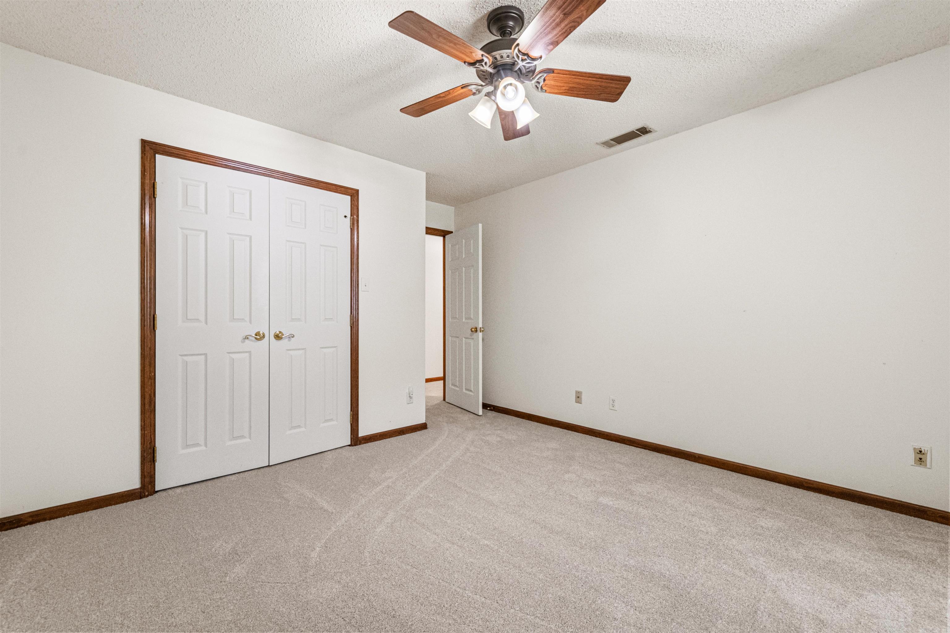 WINDSOR VALLEY ADDN - Residential