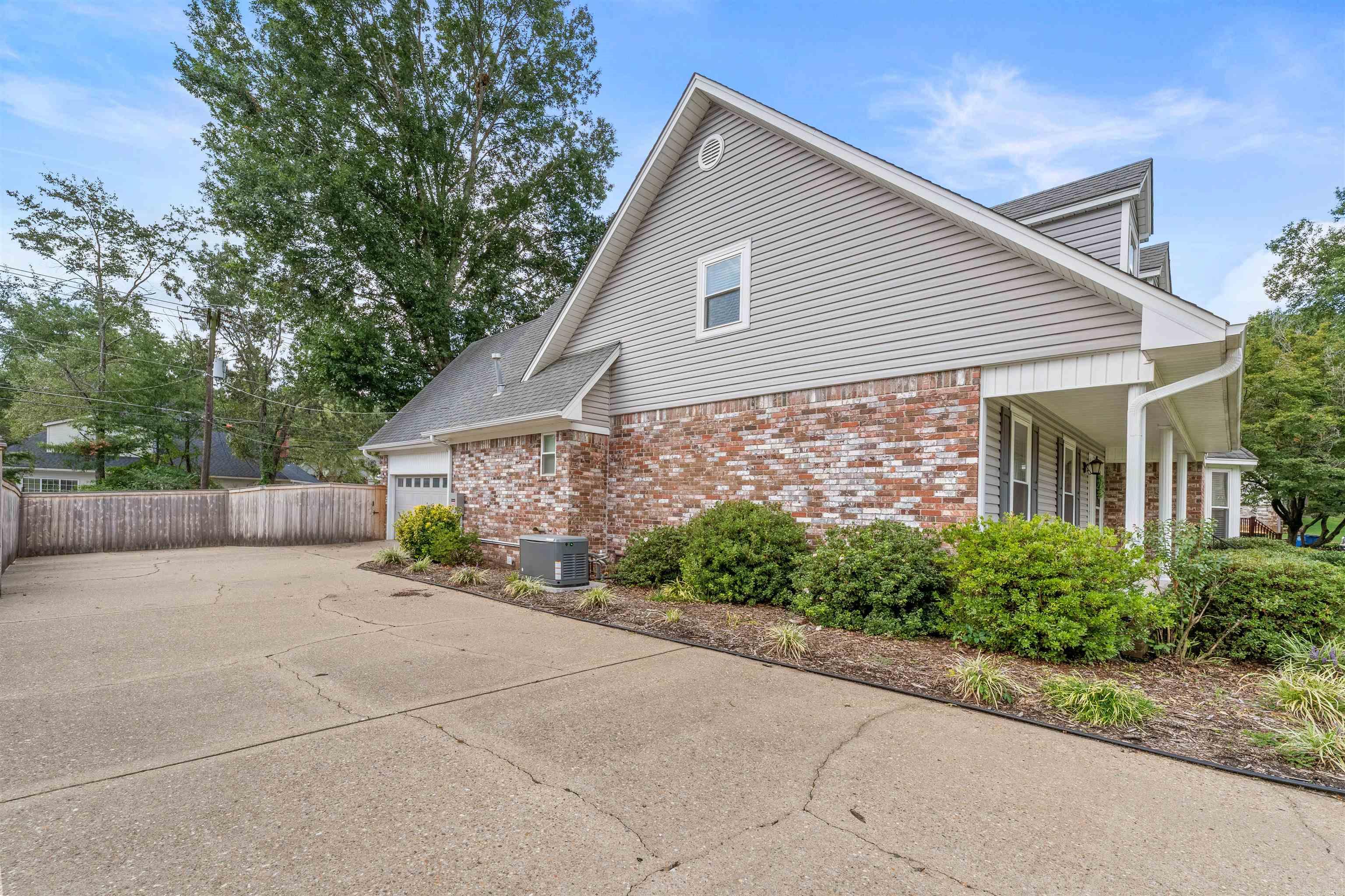 WINDSOR VALLEY ADDN - Residential