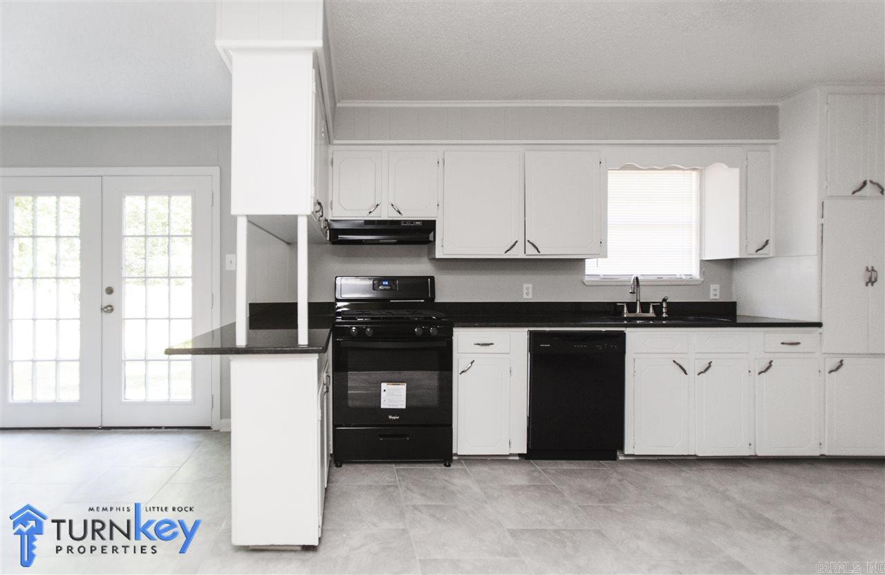 American Manor - Residential Lease