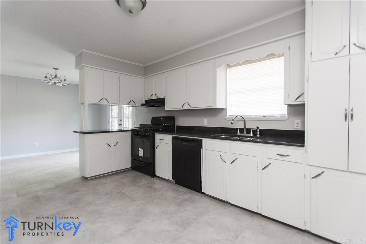 American Manor - Residential Lease