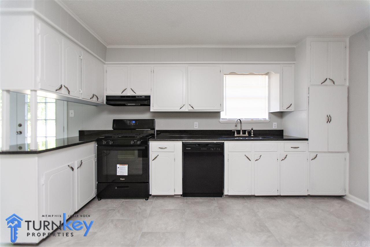 American Manor - Residential Lease