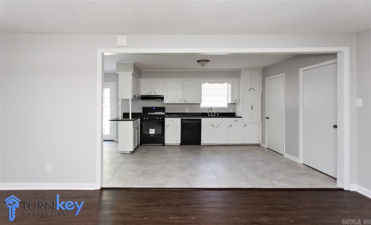 American Manor - Residential Lease