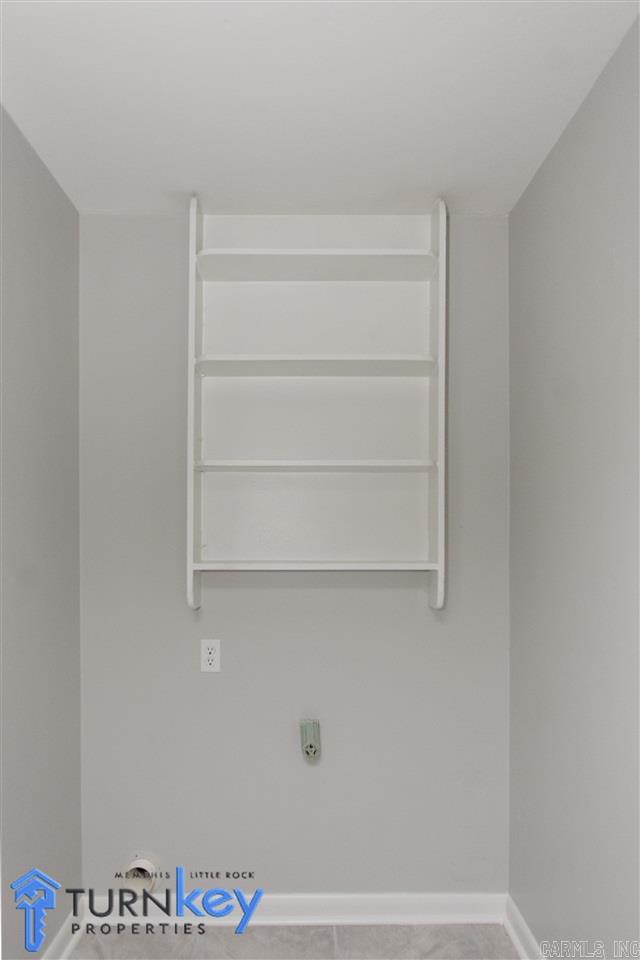 American Manor - Residential Lease