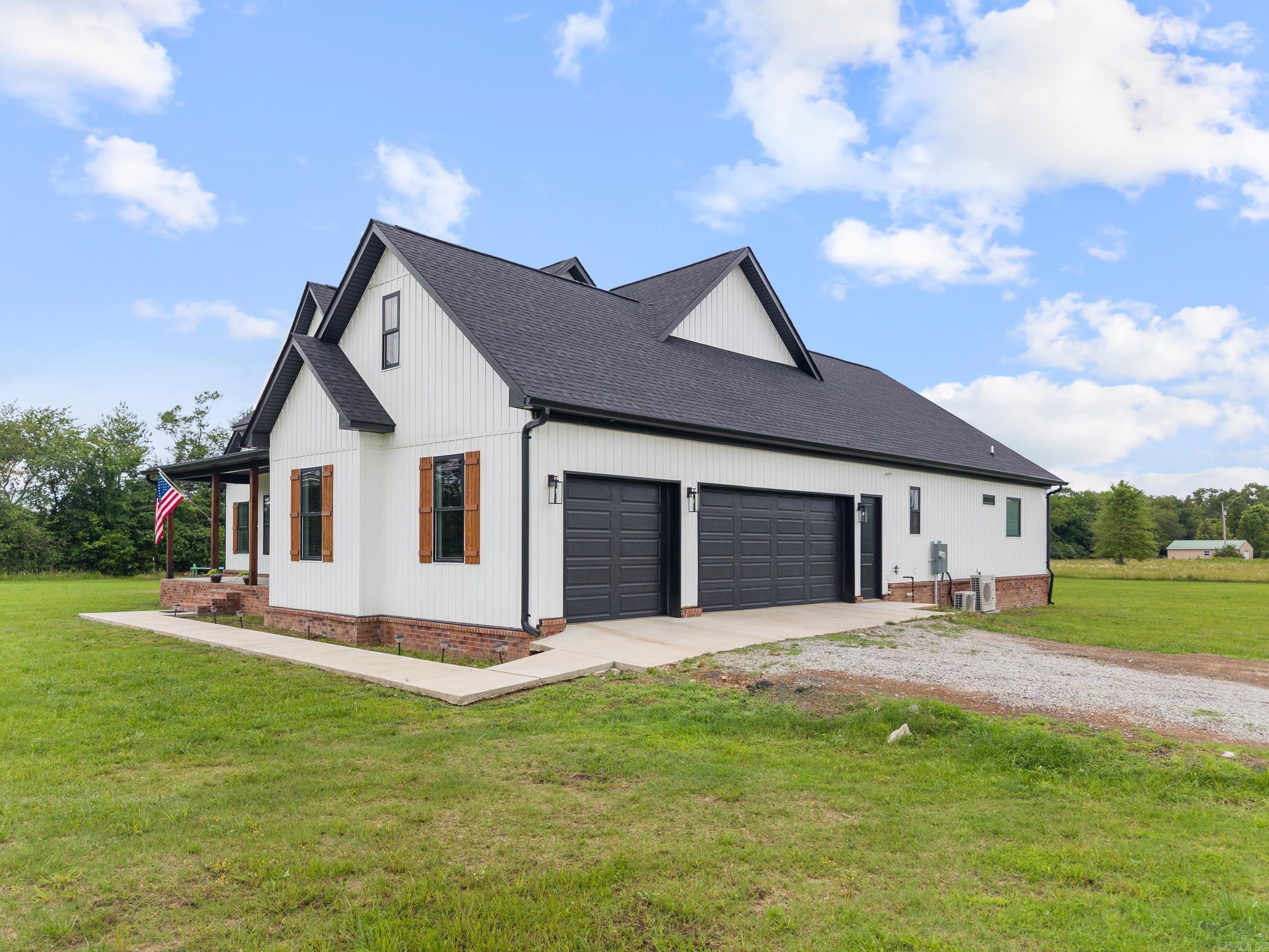 Metes & Bounds - Residential