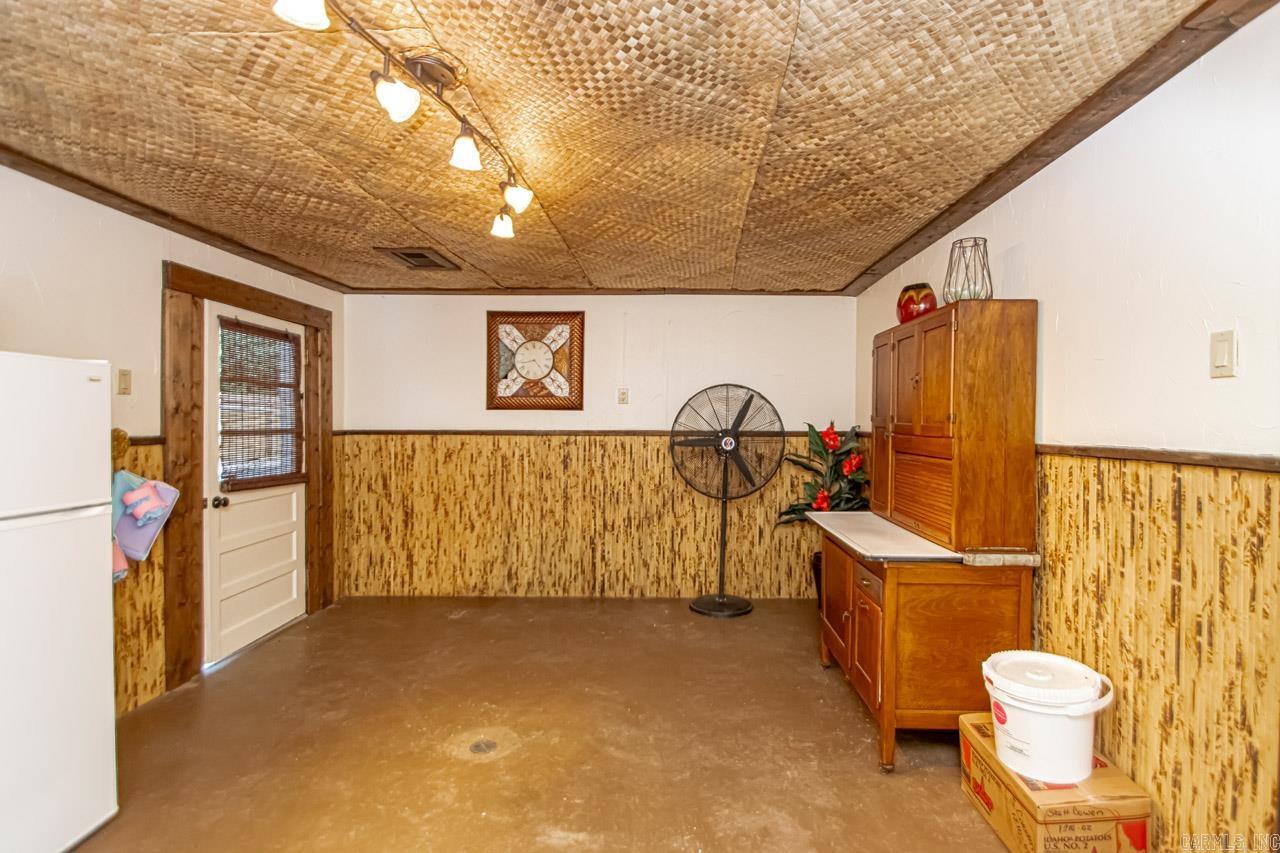 WELLINGTON POINTE - Residential