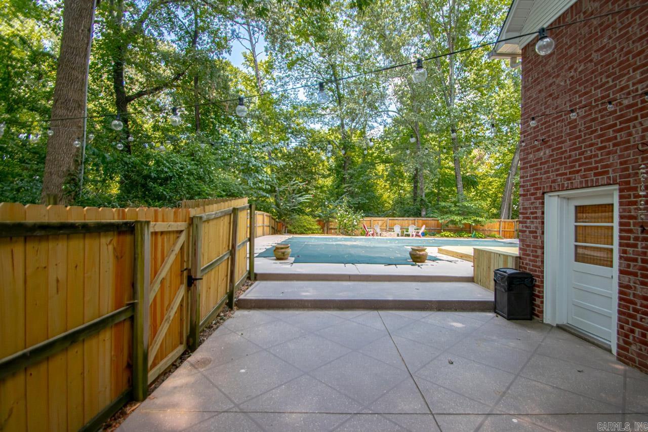 WELLINGTON POINTE - Residential