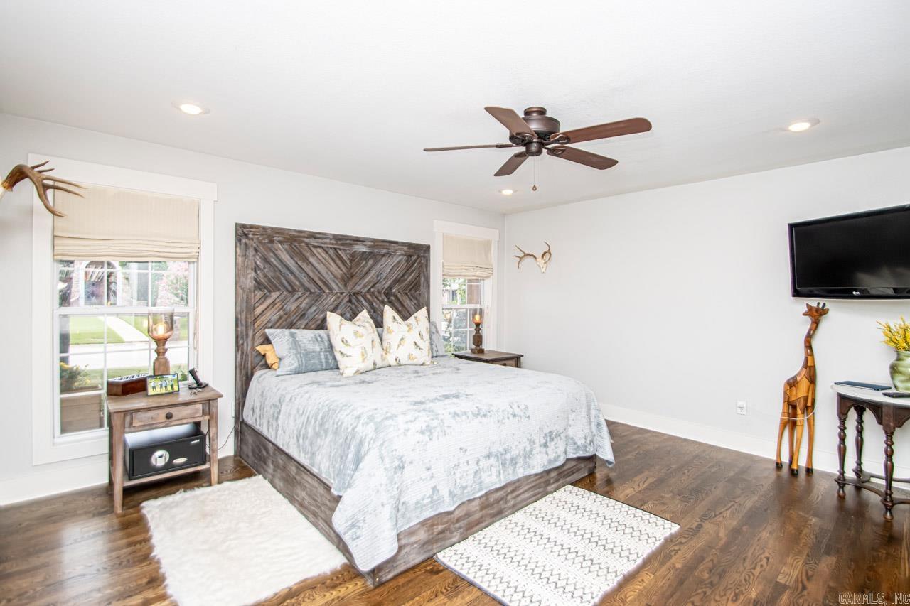 WELLINGTON POINTE - Residential