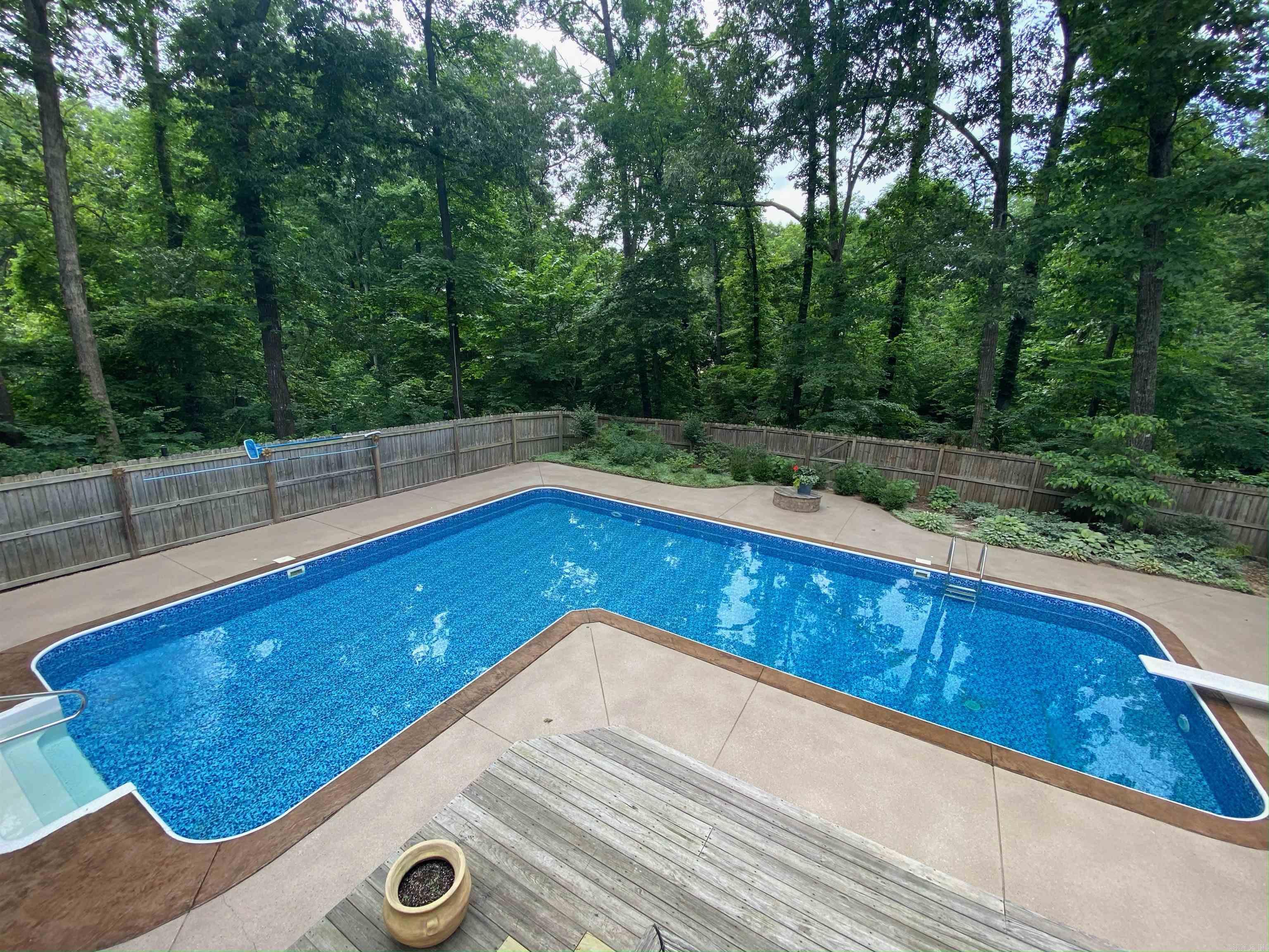 WELLINGTON POINTE - Residential