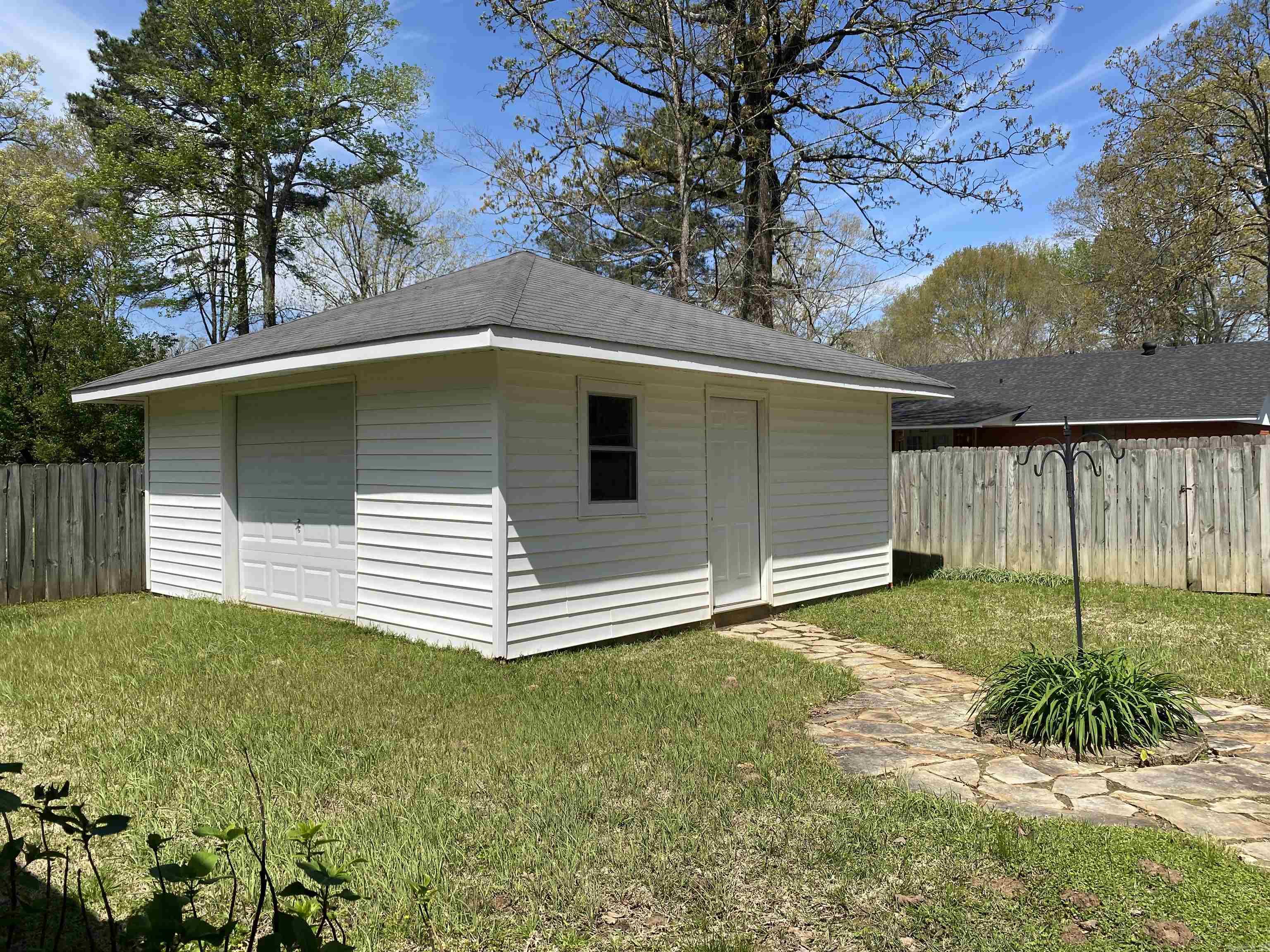 FOREST PARK G - Residential