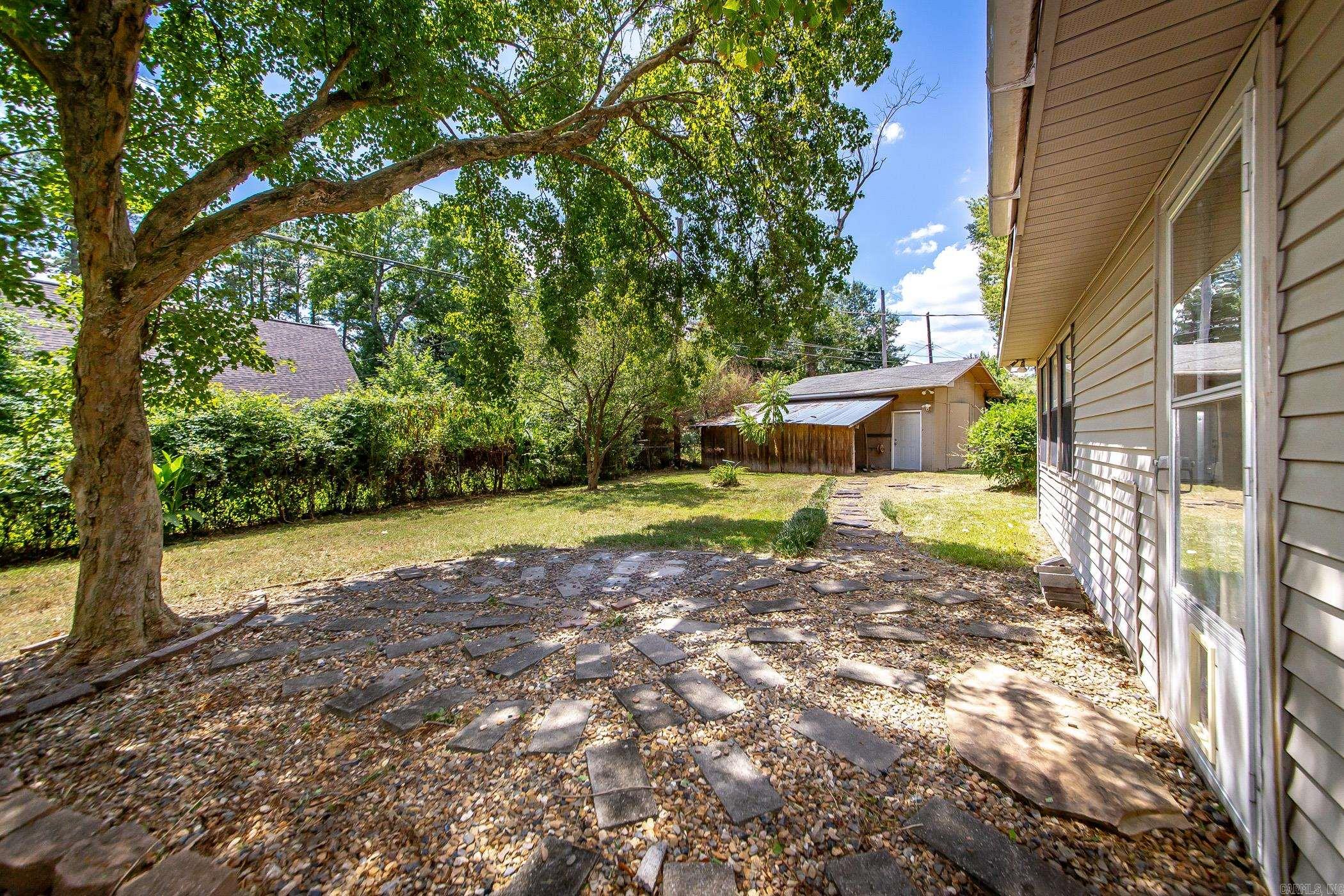 OAKHURST - Residential