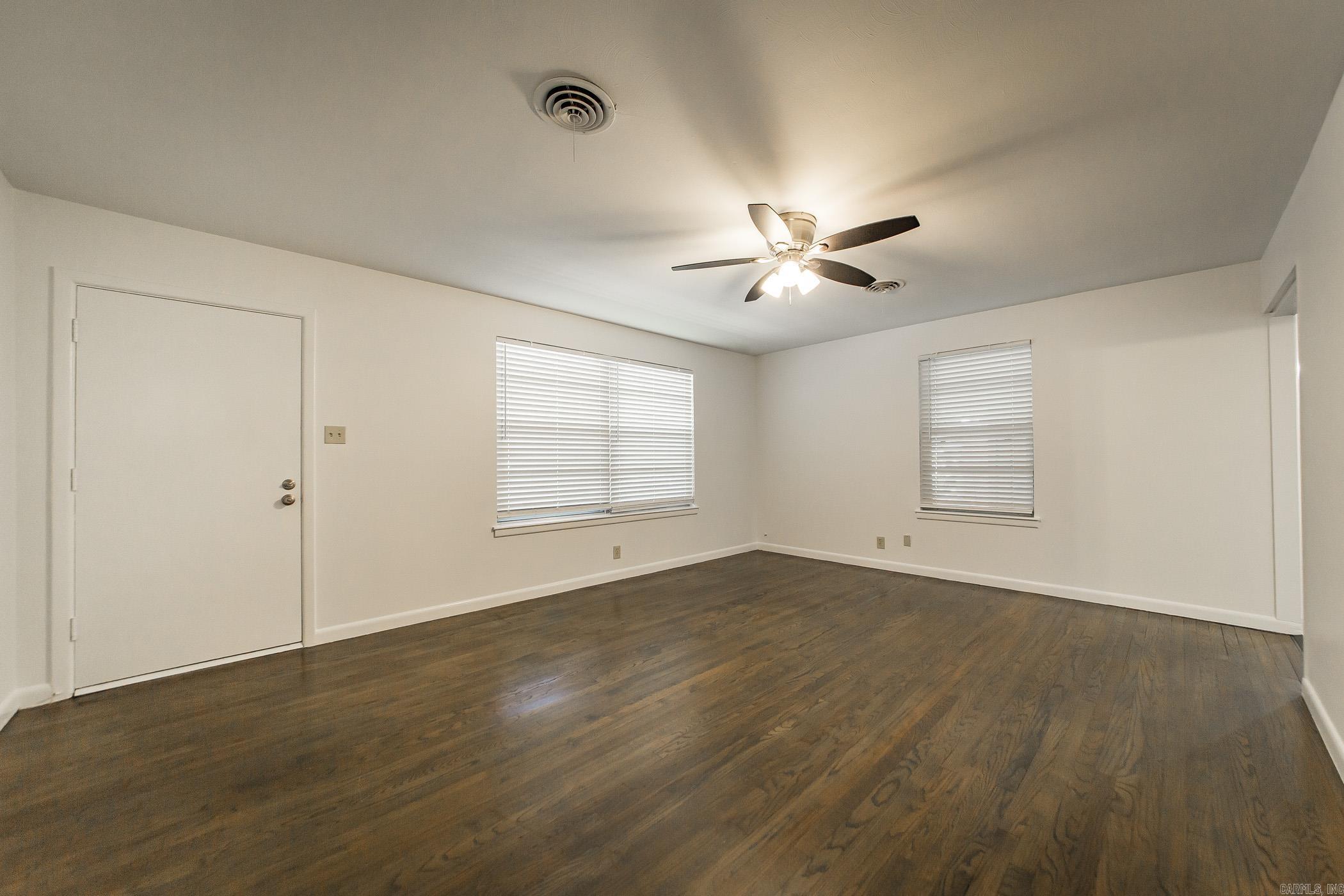 OAKHURST - Residential