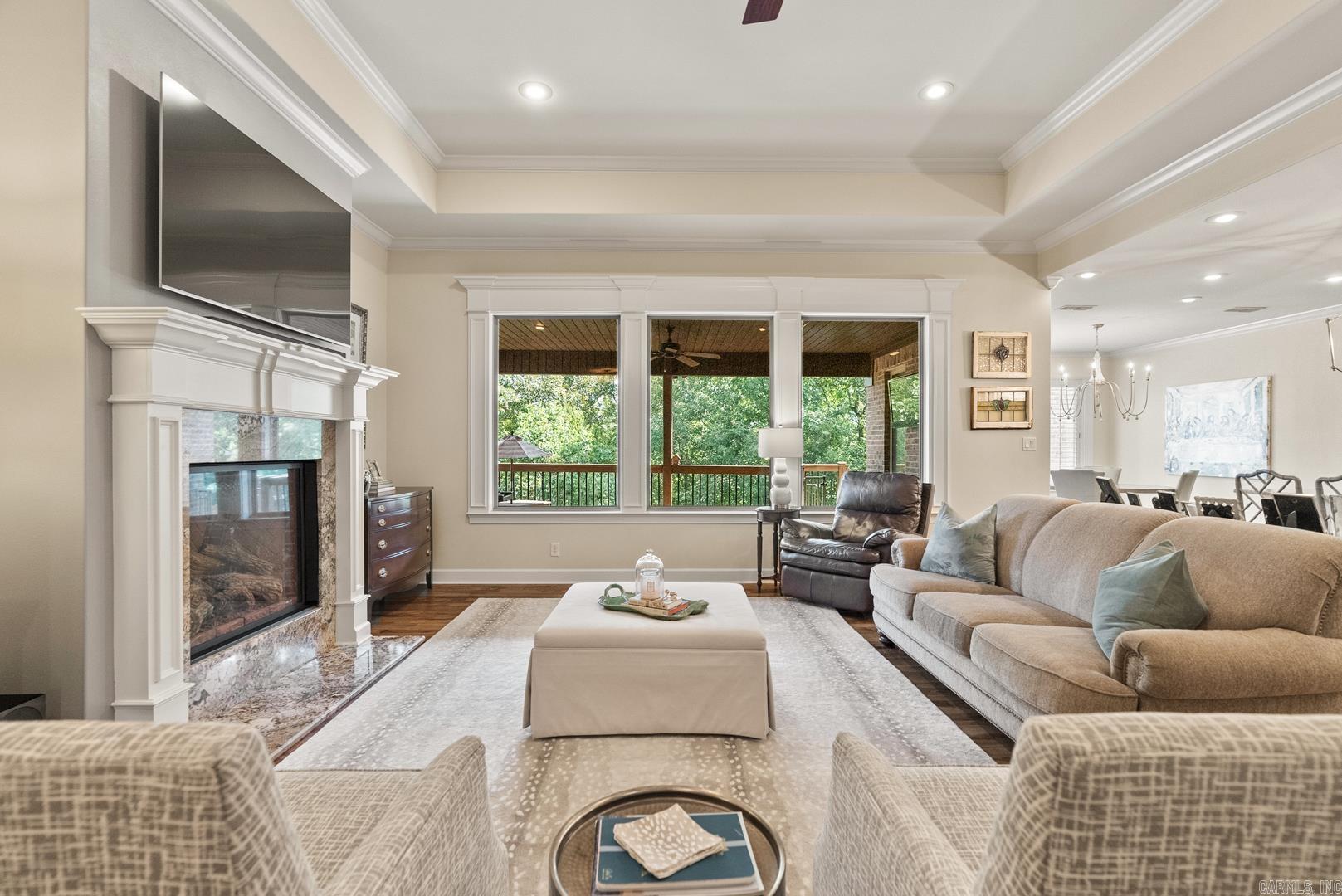 WOODLANDS EDGE - Residential