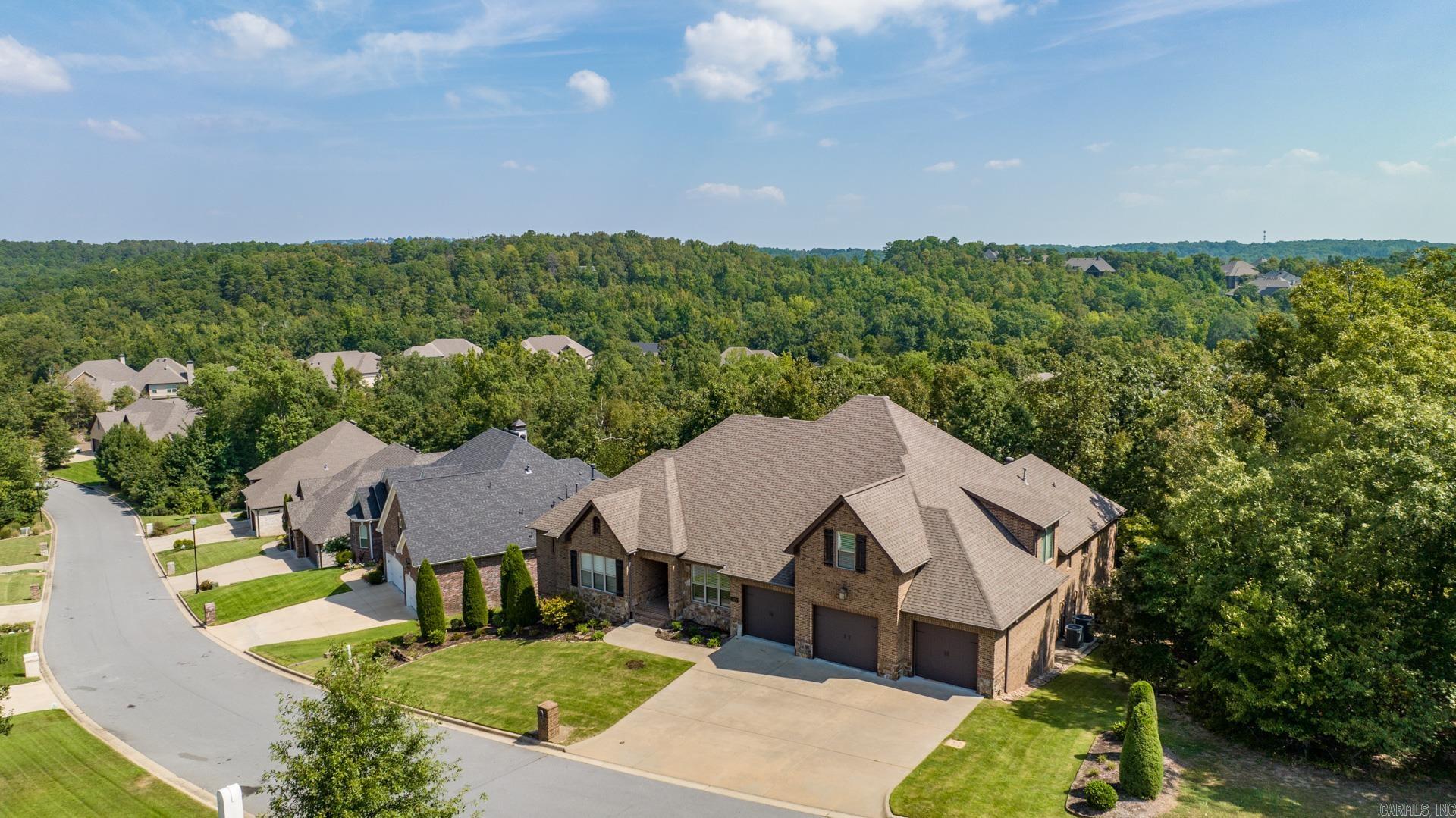 WOODLANDS EDGE - Residential