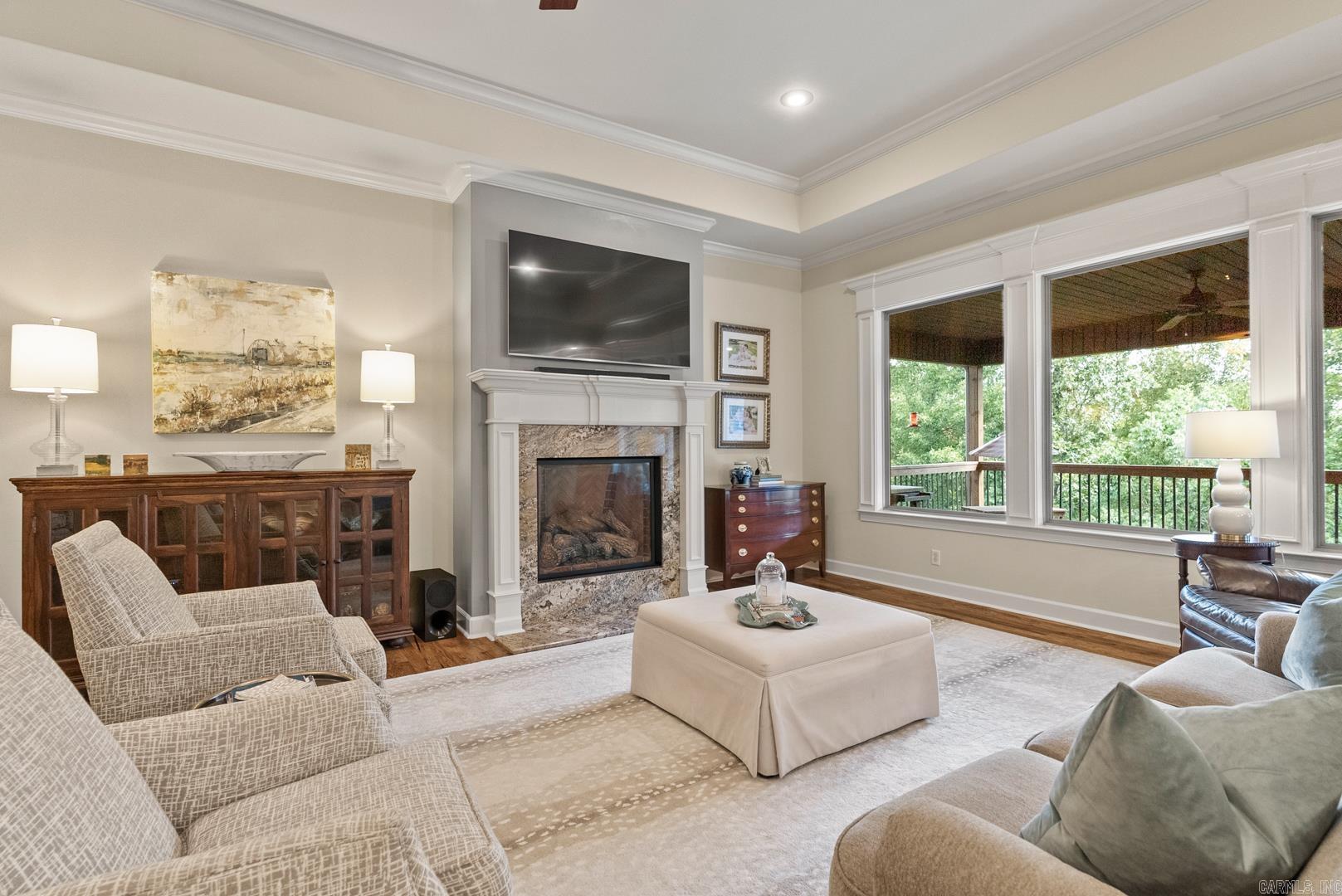 WOODLANDS EDGE - Residential