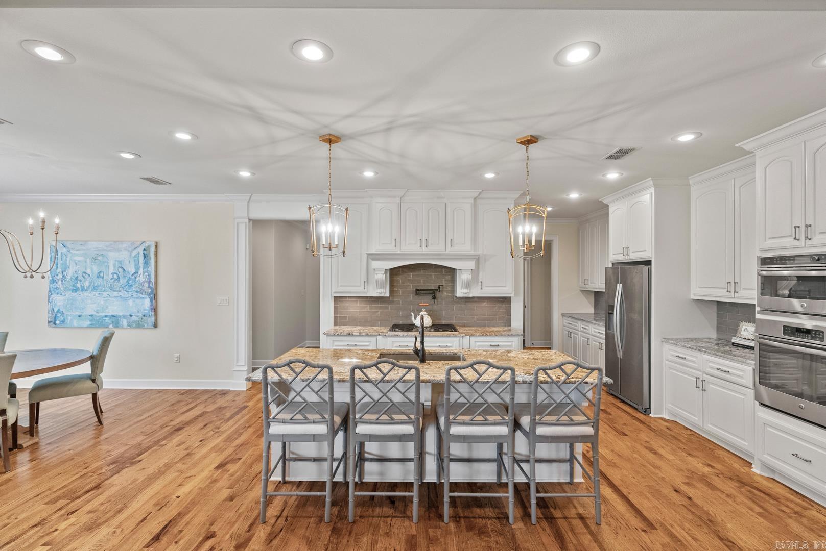 WOODLANDS EDGE - Residential
