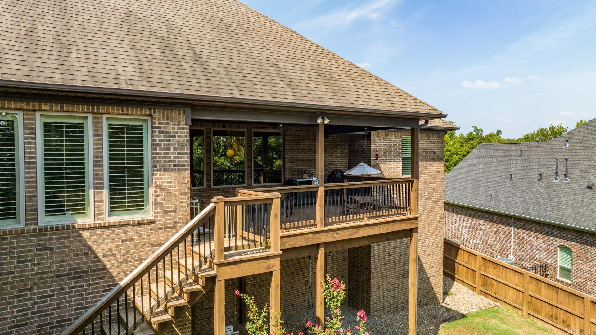 WOODLANDS EDGE - Residential