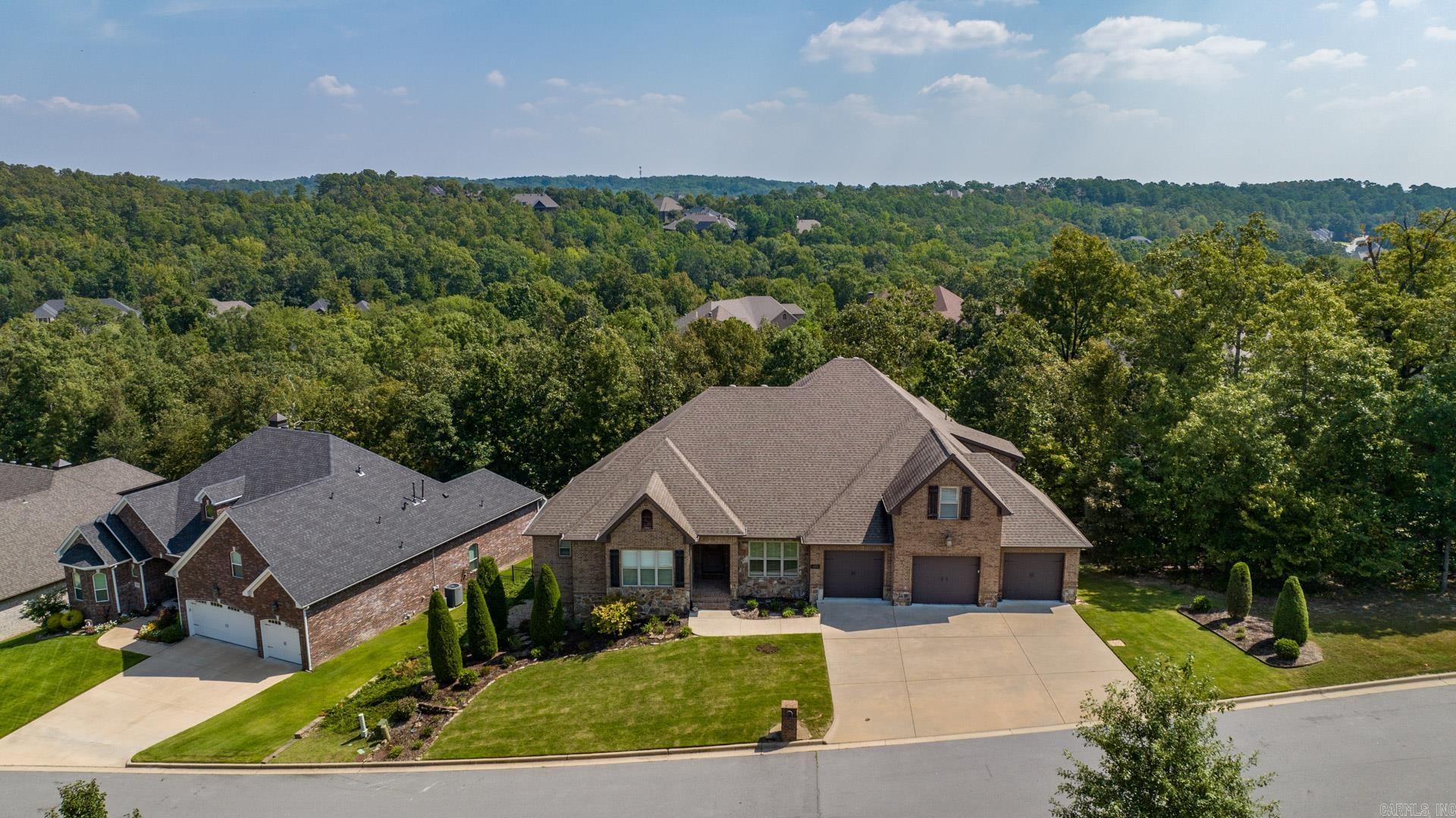 WOODLANDS EDGE - Residential