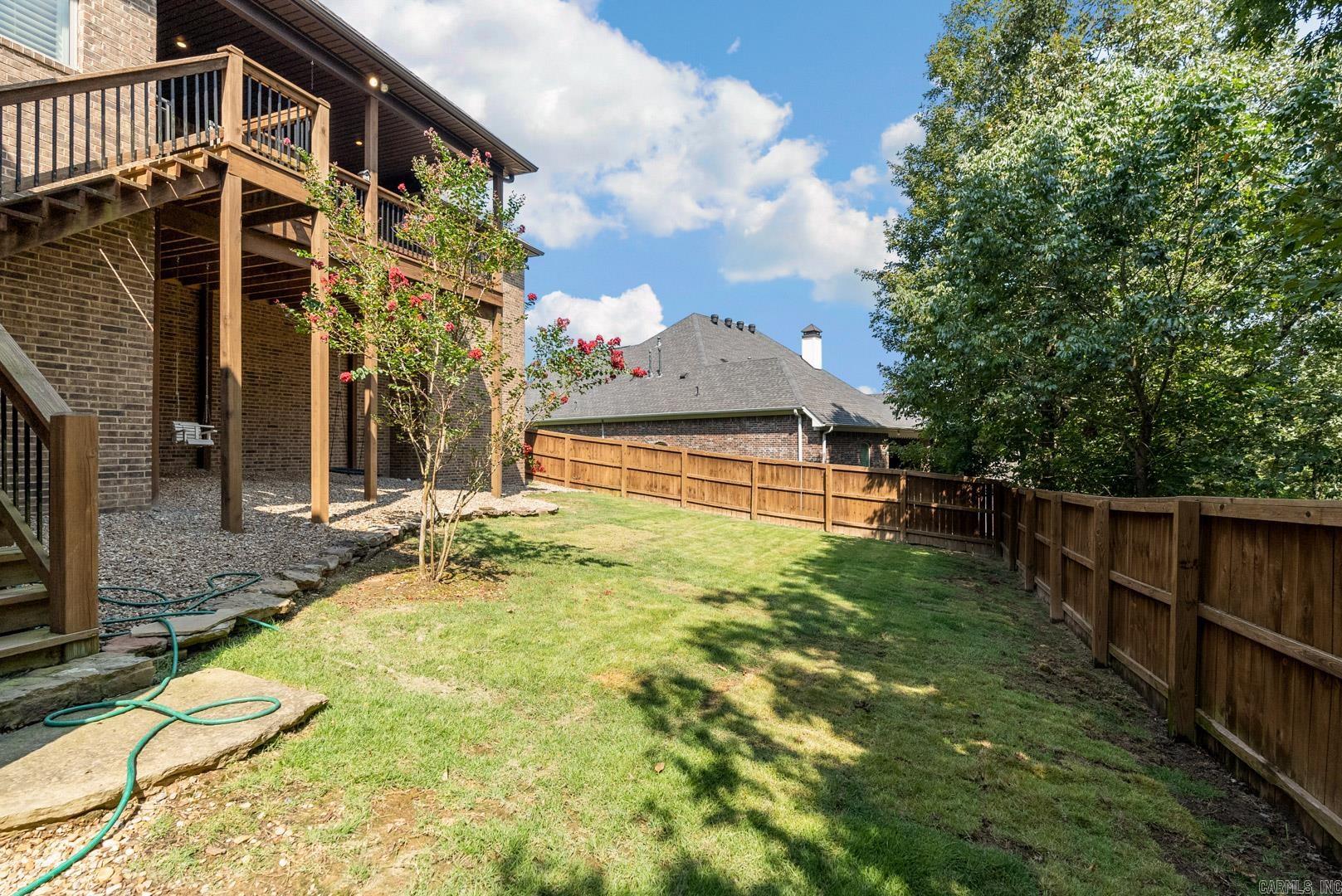 WOODLANDS EDGE - Residential