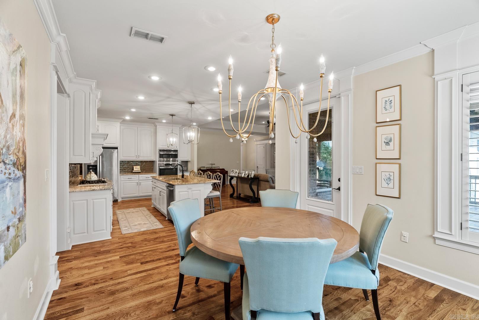 WOODLANDS EDGE - Residential