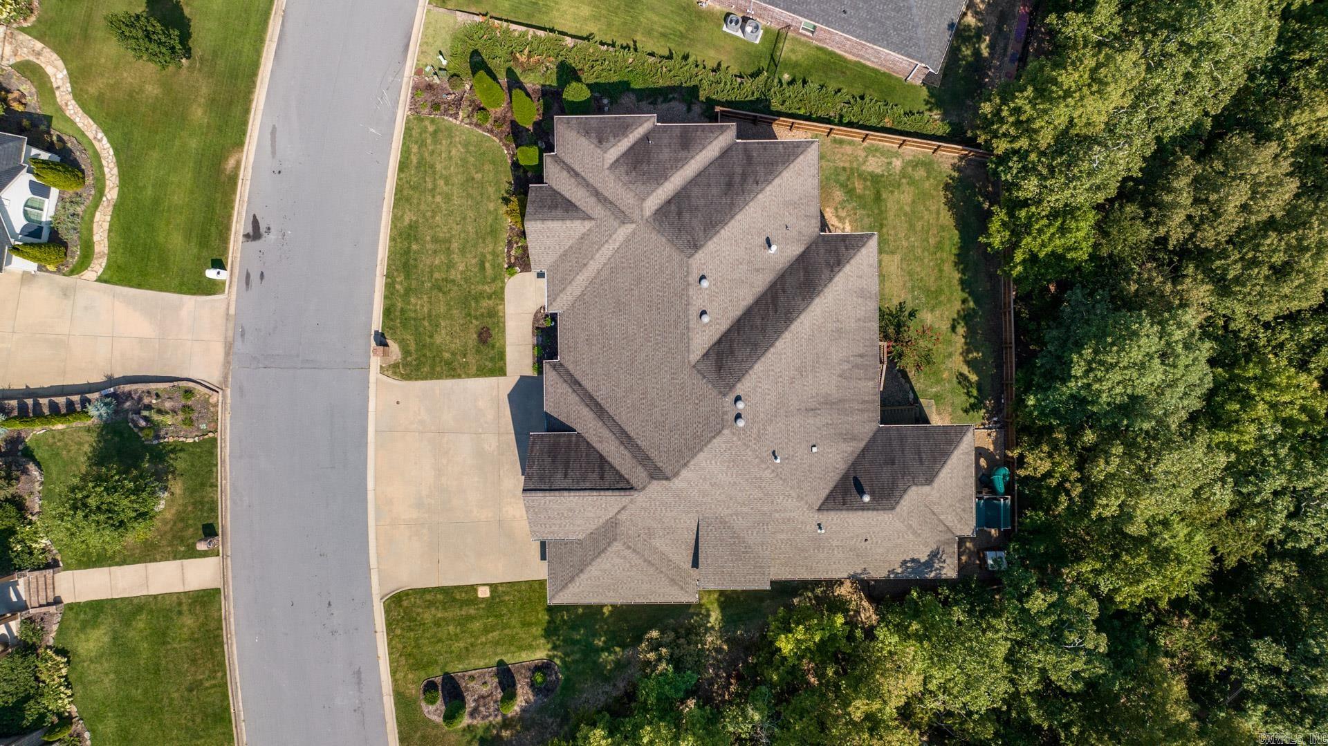 WOODLANDS EDGE - Residential
