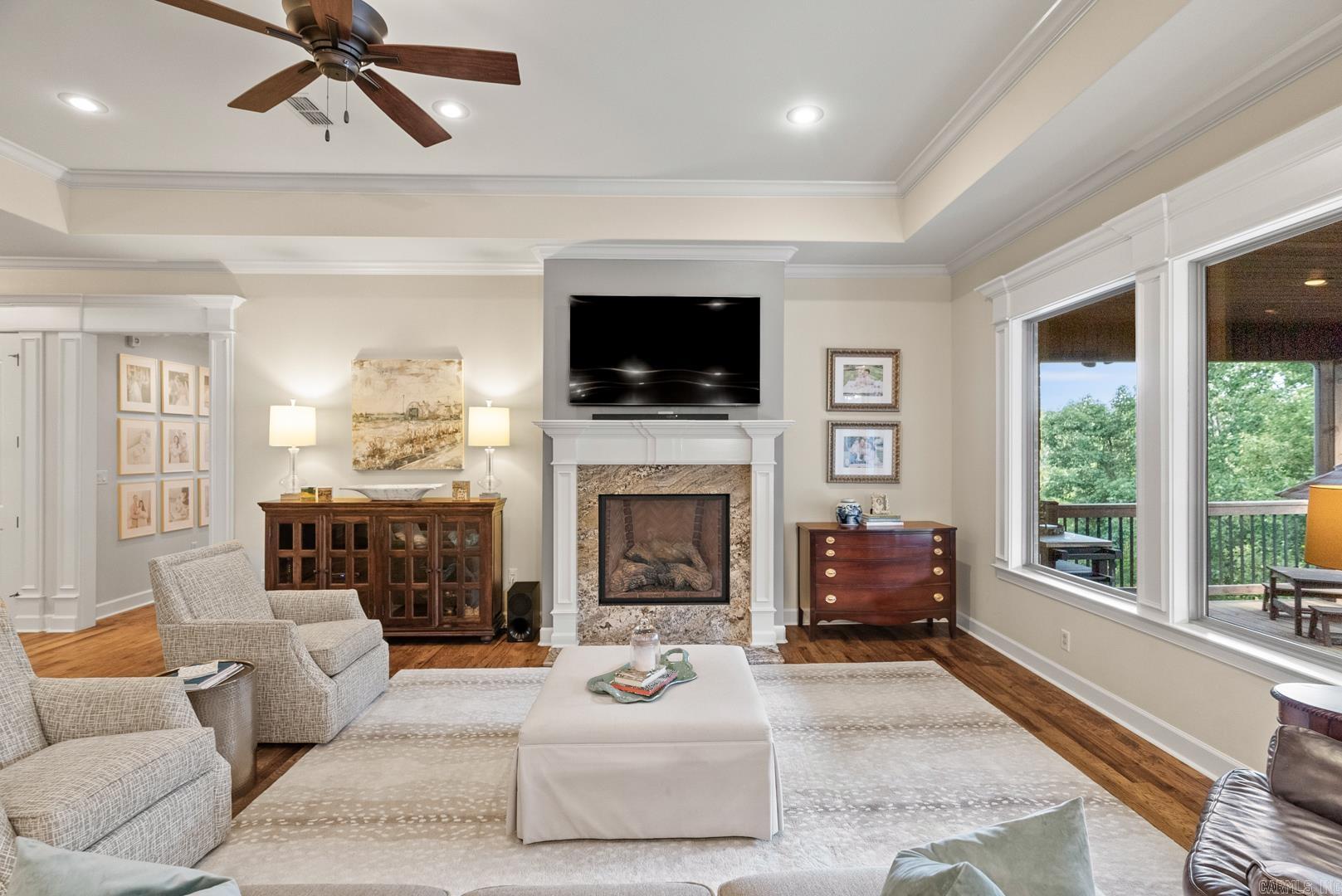 WOODLANDS EDGE - Residential