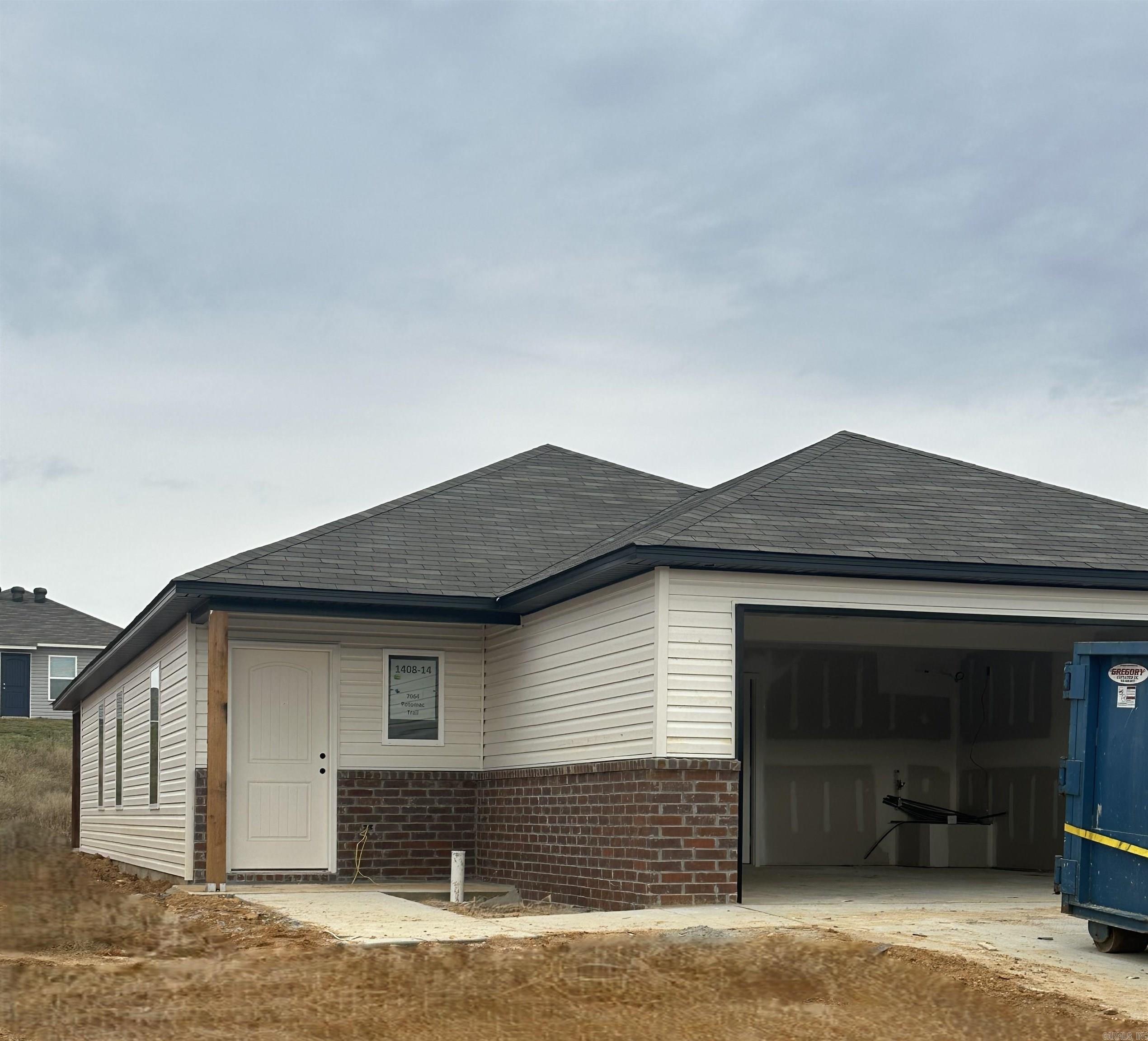 THE MEADOWS - Residential