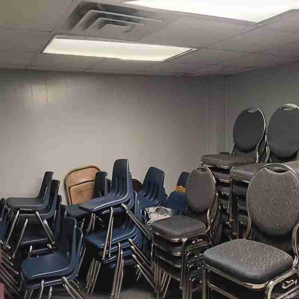 Metes & Bounds - Commercial Sale