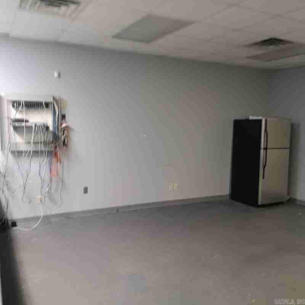 Metes & Bounds - Commercial Sale