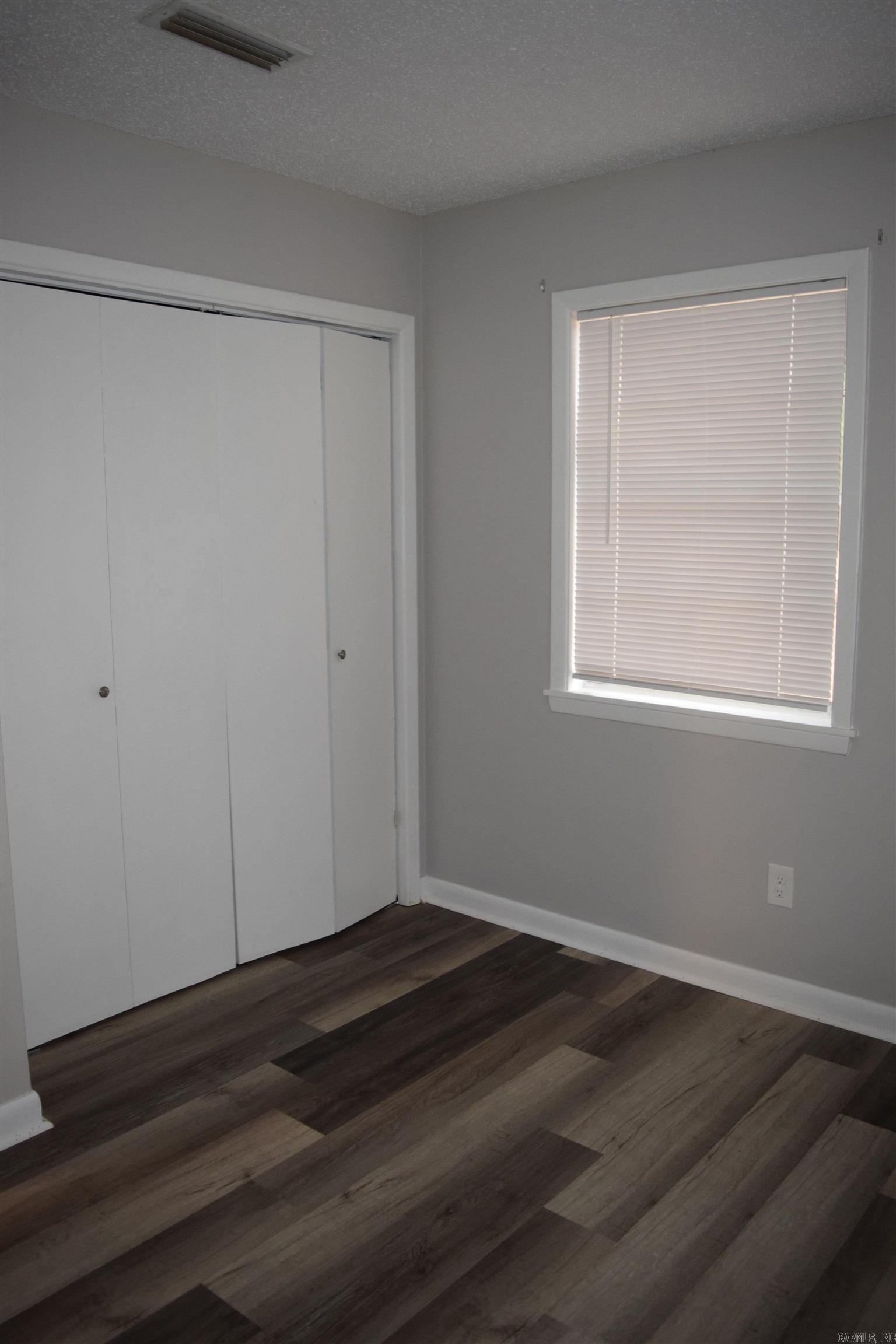 ROLLING ACRES - Residential